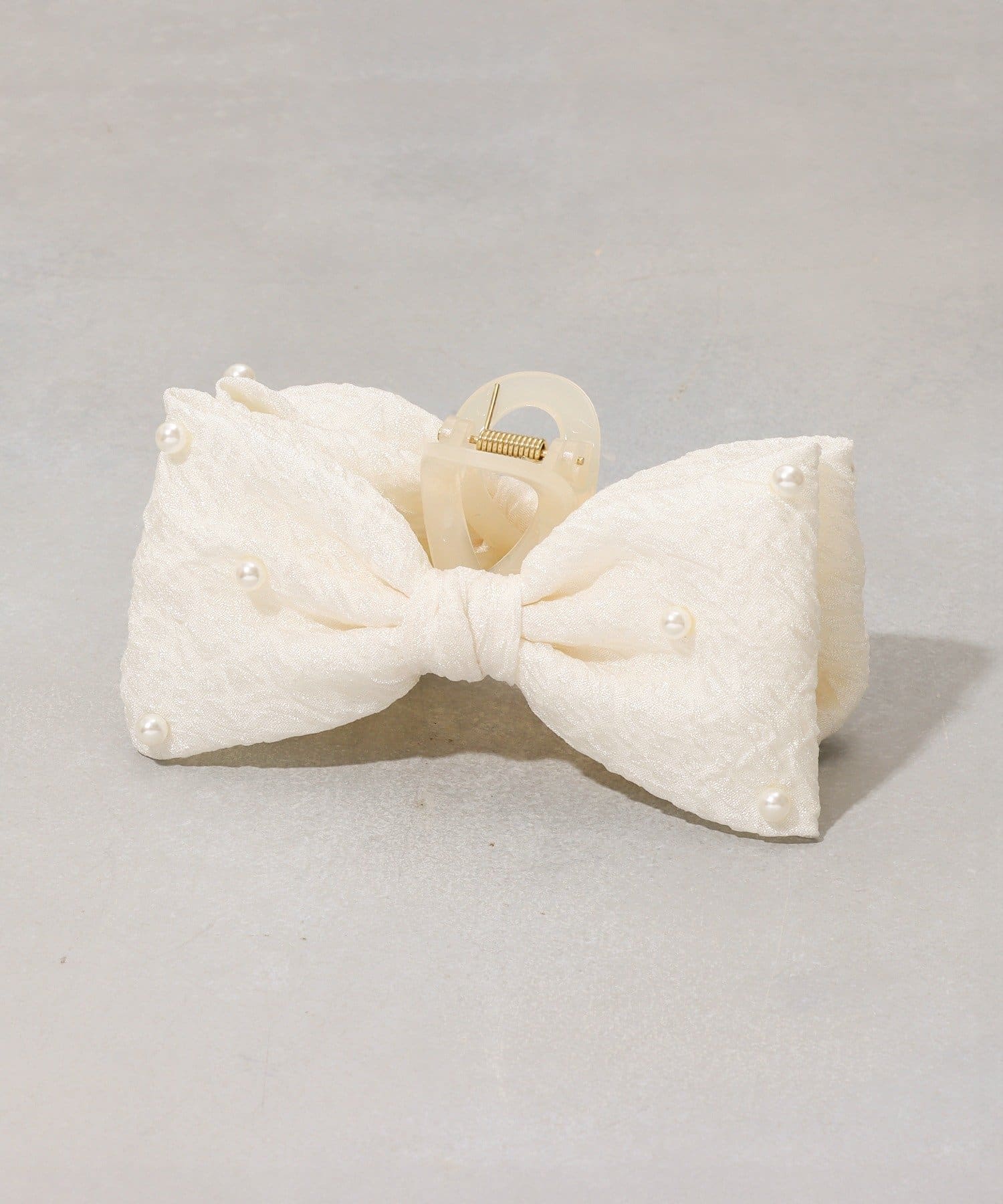 3COINS(スリーコインズ) ポコポコパール付きリボンバンス