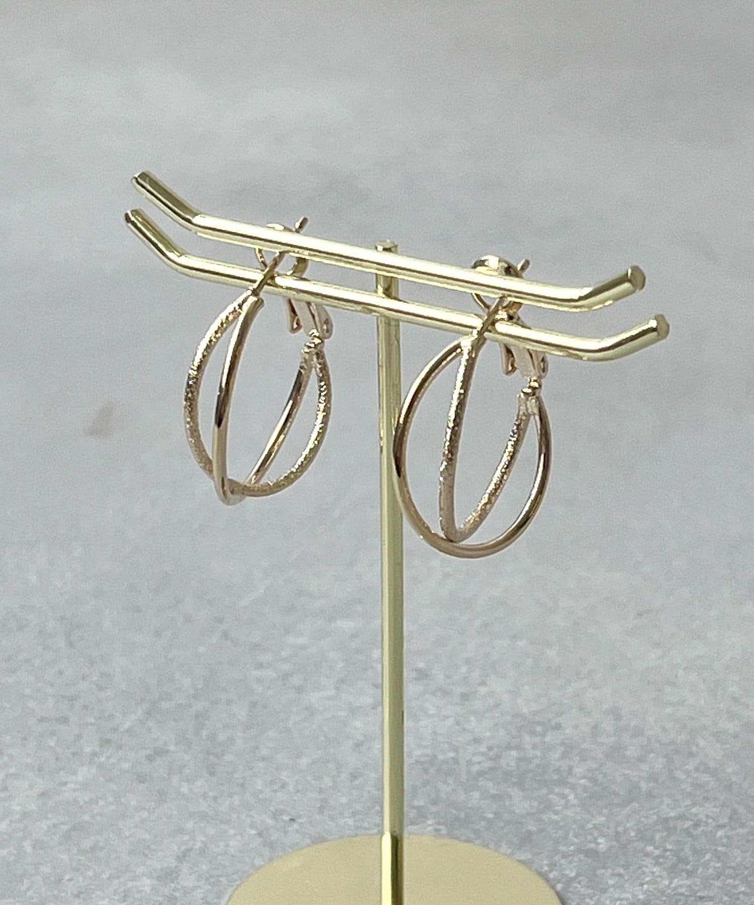 3COINS(スリーコインズ) クロスカコウフープピアス