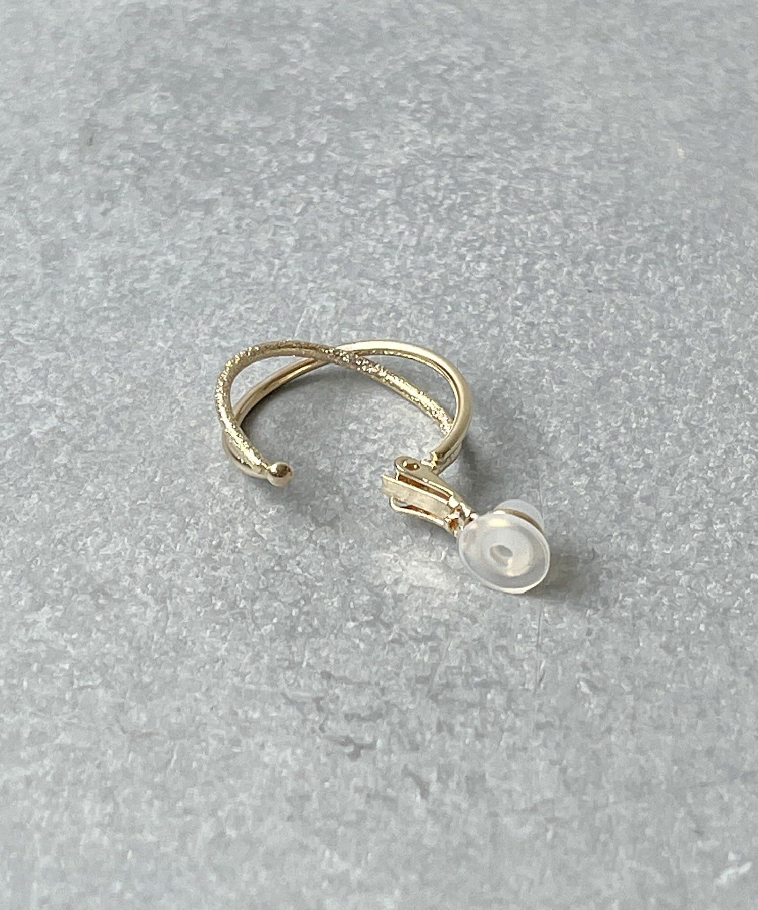 3COINS(スリーコインズ) クロスカコウフープイヤリング