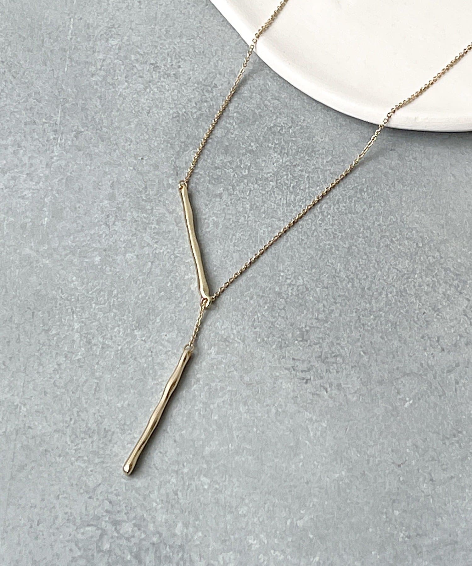 3COINS(スリーコインズ) イビツバーロングネックレス