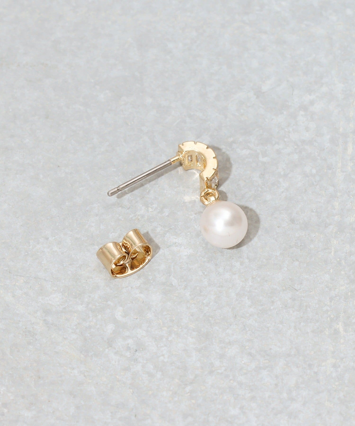 3COINS(スリーコインズ) ガラスサガリパールピアス