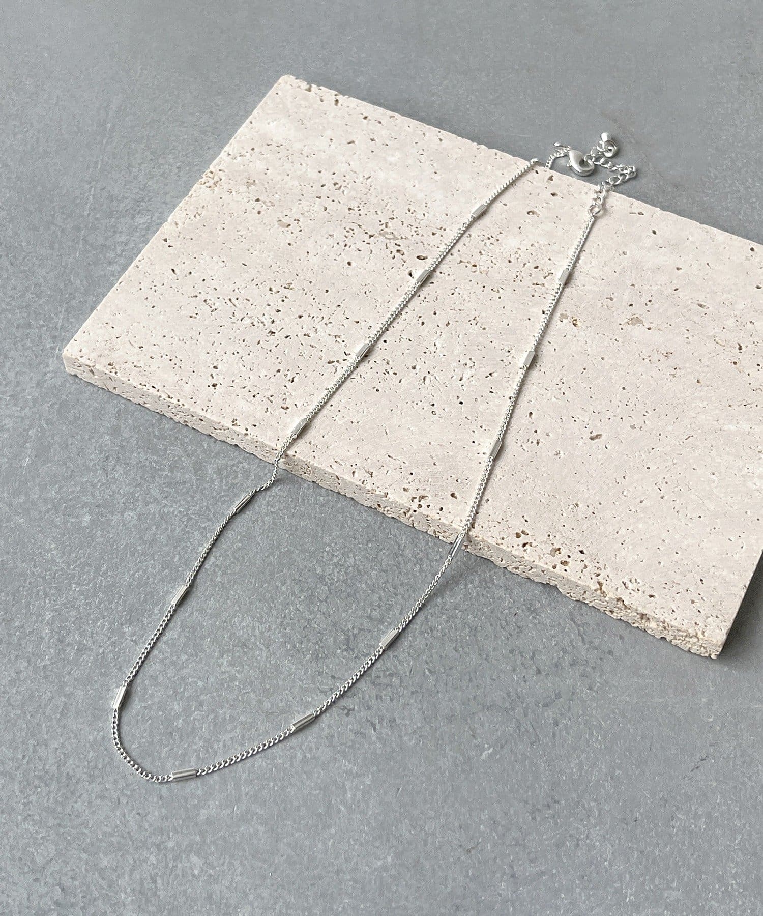 3COINS(スリーコインズ) チェーンショートネックレス