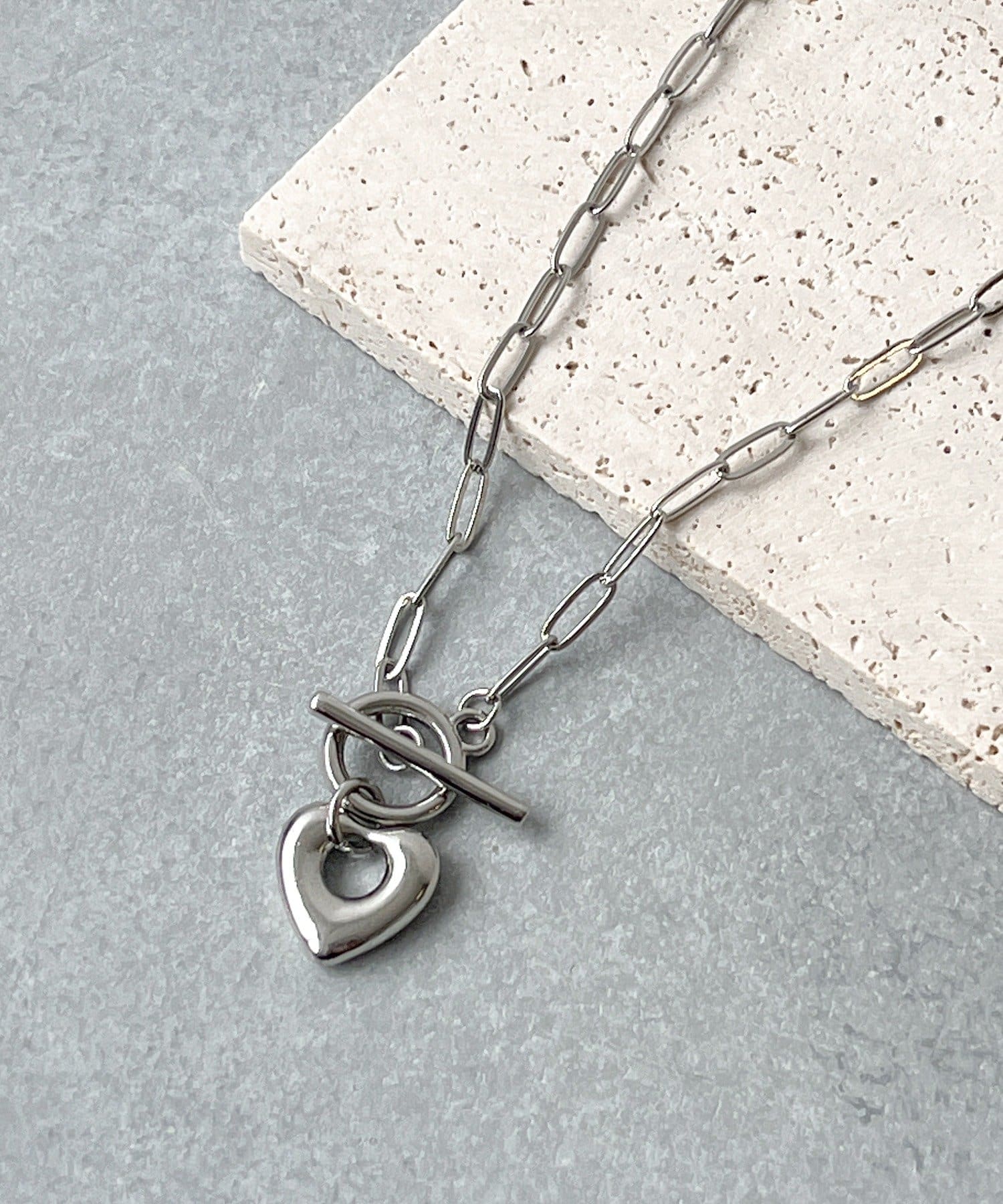 3COINS(スリーコインズ) マンテルチェーンショートネックレス