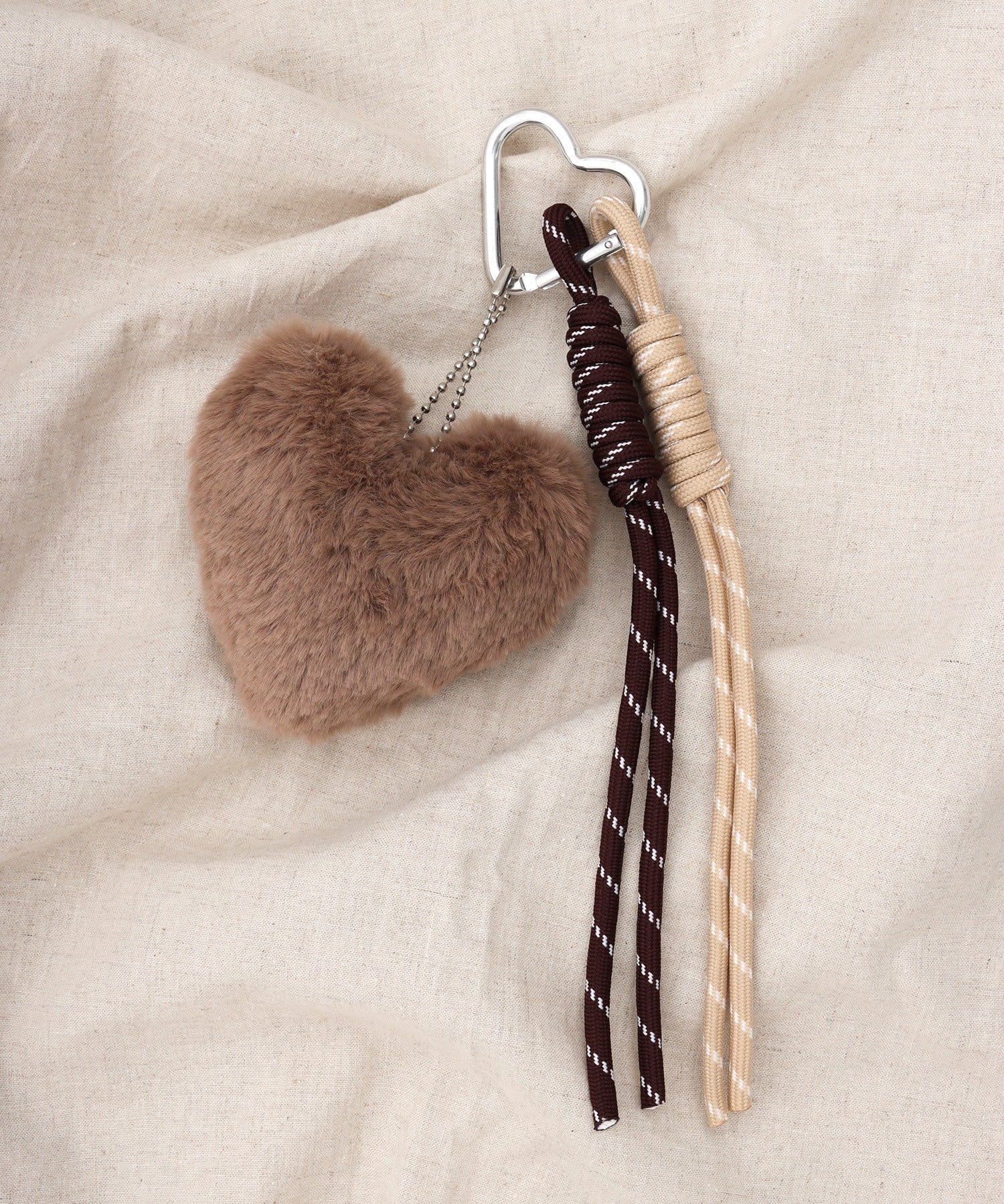 3COINS(スリーコインズ) ハートチャームキーホルダー