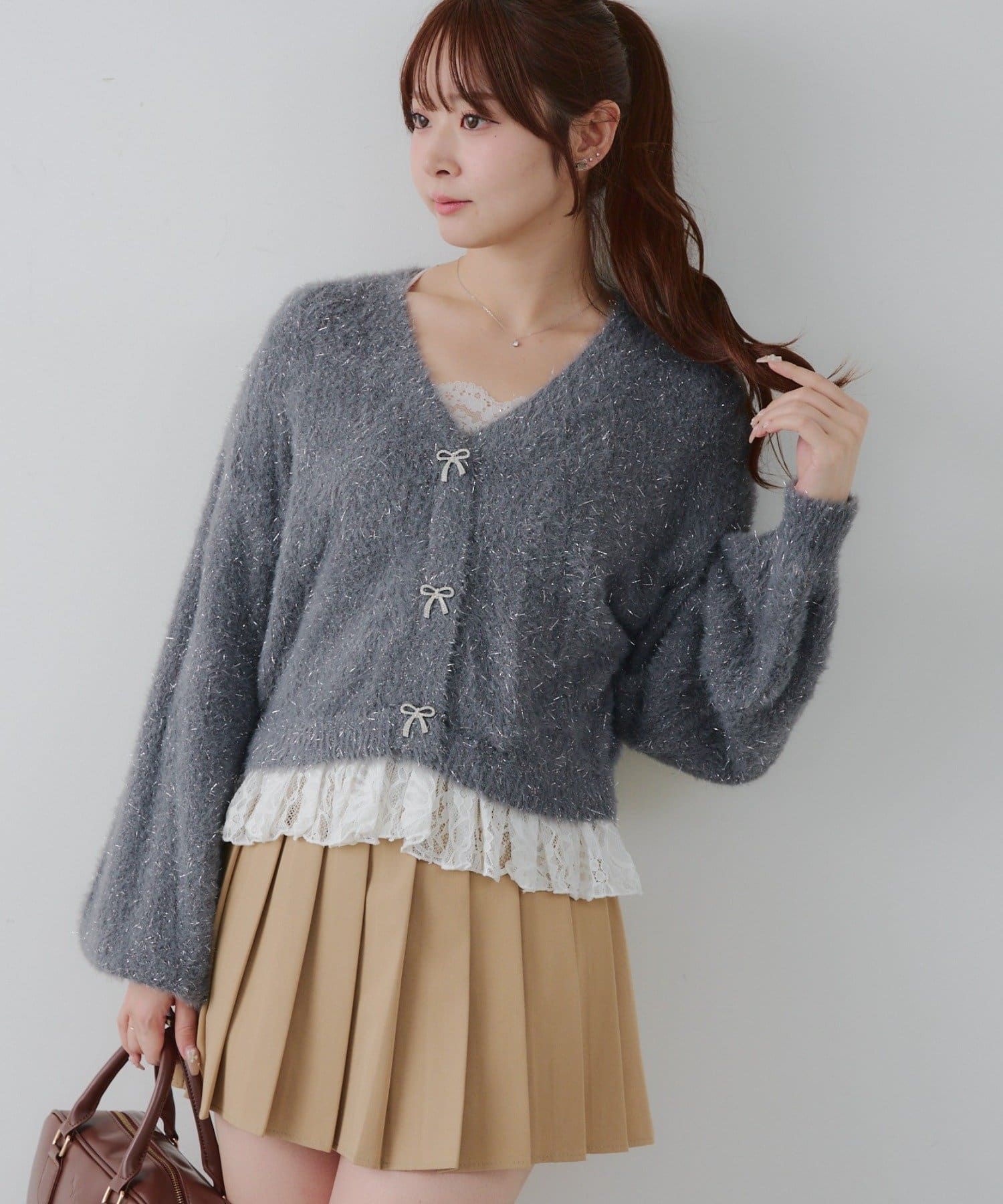 Remind me and forever(リマインドミーアンドフォーエバー) ラメフェザーヤーン裾レース付カーディガン