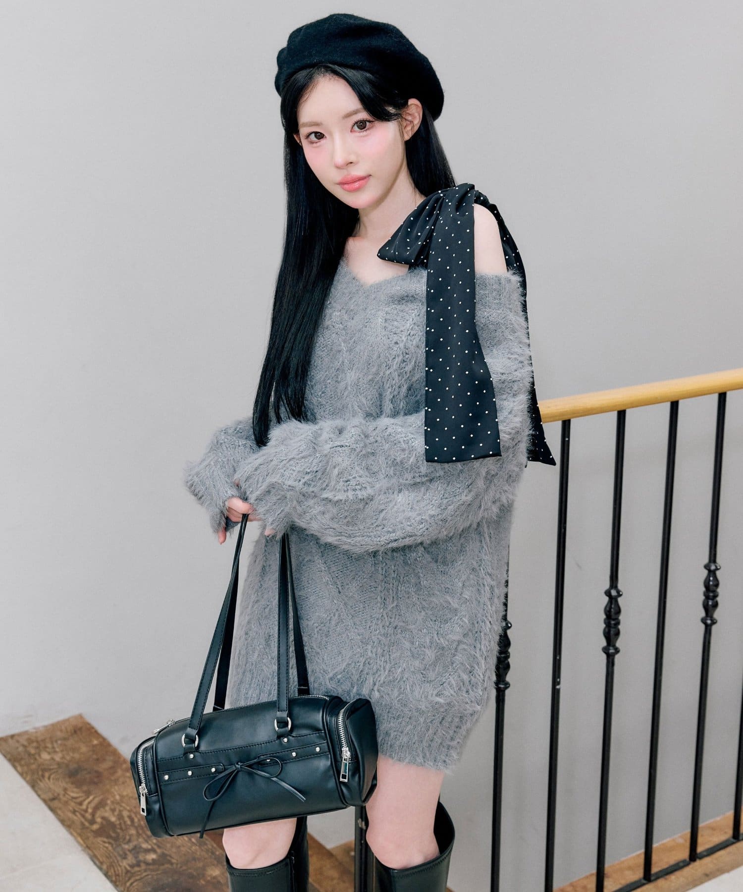 OLIVE des OLIVE(オリーブ デ オリーブ) サイドポケットスタッズボストンバッグ