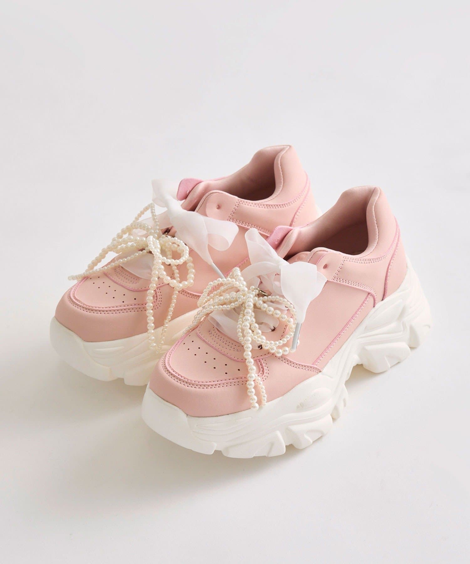 OLIVE des OLIVE(オリーブ デ オリーブ) パールリボンチャーム付きスニーカー