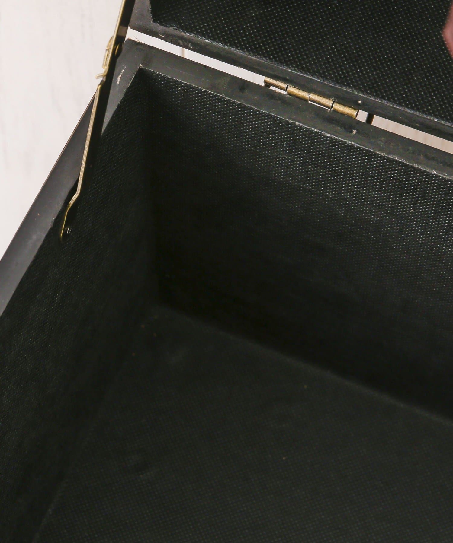 salut!(サリュ) 《WEB限定商品》脚付きウッドトランクテーブル