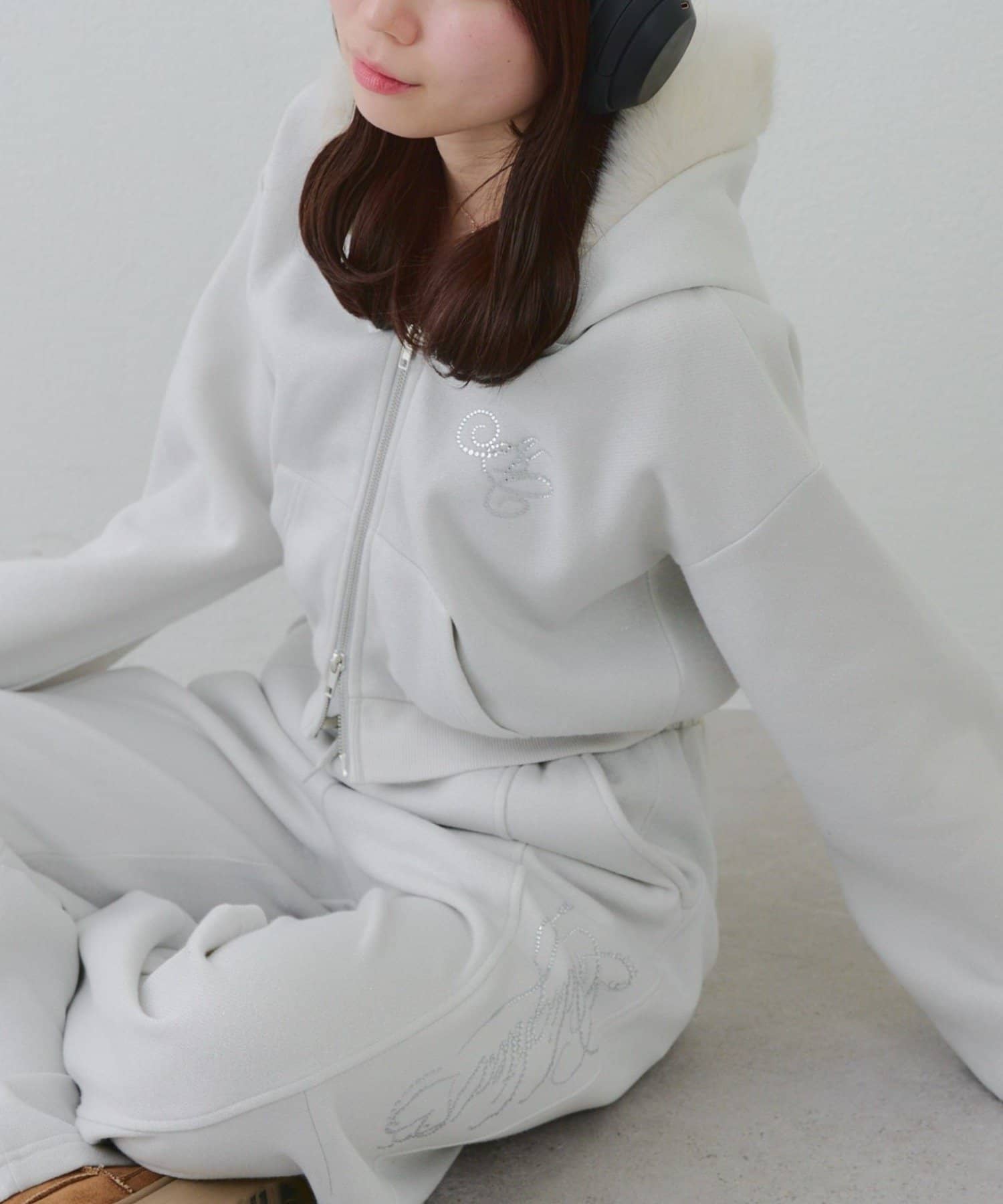 Remind me and forever(リマインドミーアンドフォーエバー) 【SETUP対応アイテム】ラメロゴ裏起毛ファーパーカー