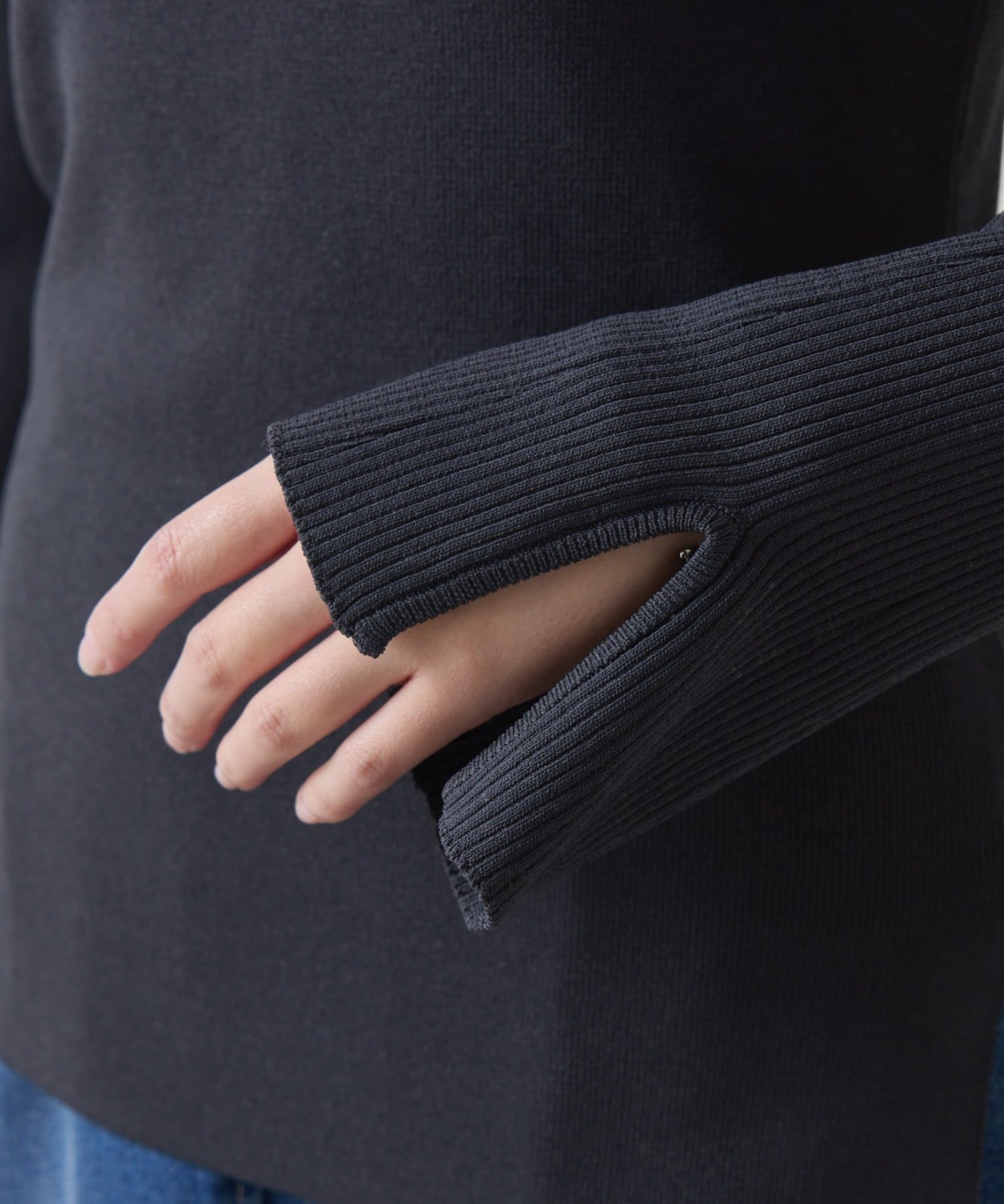 COLLAGE GALLARDAGALANTE(コラージュ ガリャルダガランテ) 【上品見え】Vネックリブニット