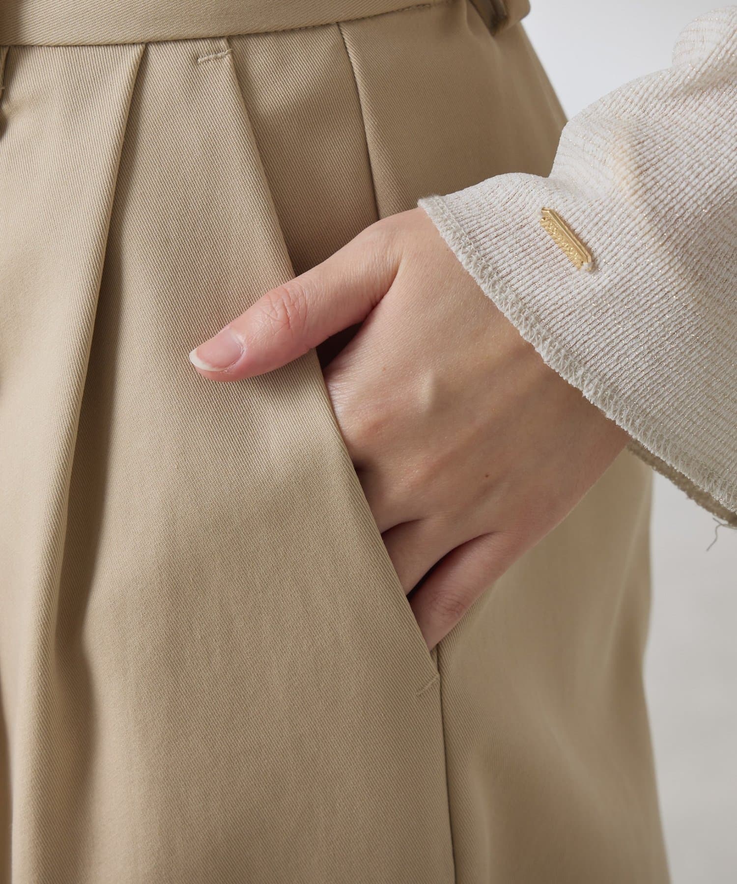 COLLAGE GALLARDAGALANTE(コラージュ ガリャルダガランテ) 【美脚/腰回りカバー】タックワイドチノパンツ