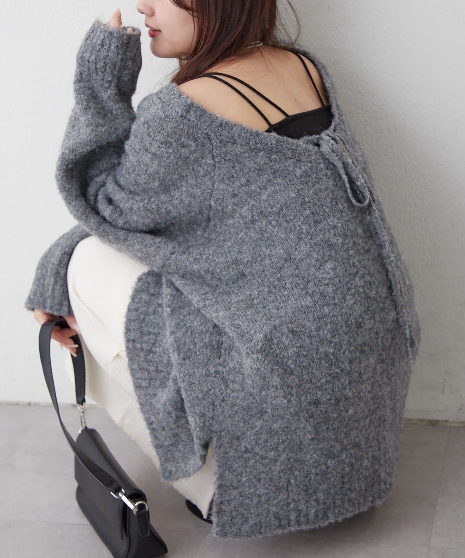 Remind me and forever(リマインドミーアンドフォーエバー) 【nane】ブークレV開きニットプルオーバー