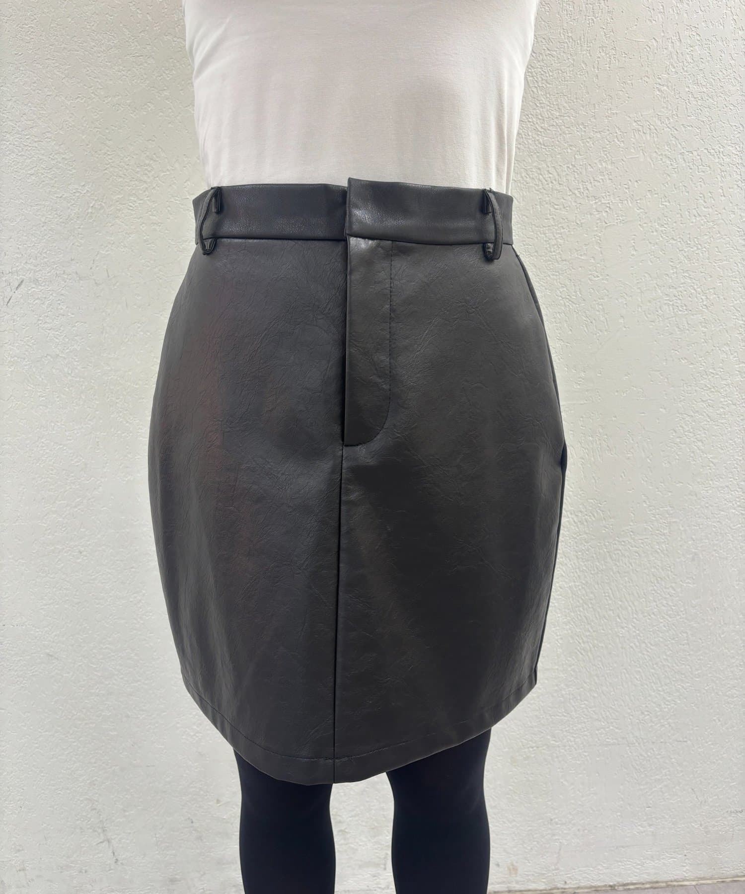 SHENERY(シーナリー) レザーミニスカート