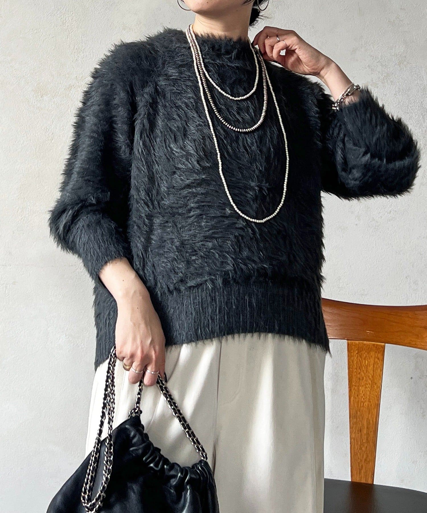 Croisiere(クロジエール) 裾カーブシャギープルオーバー