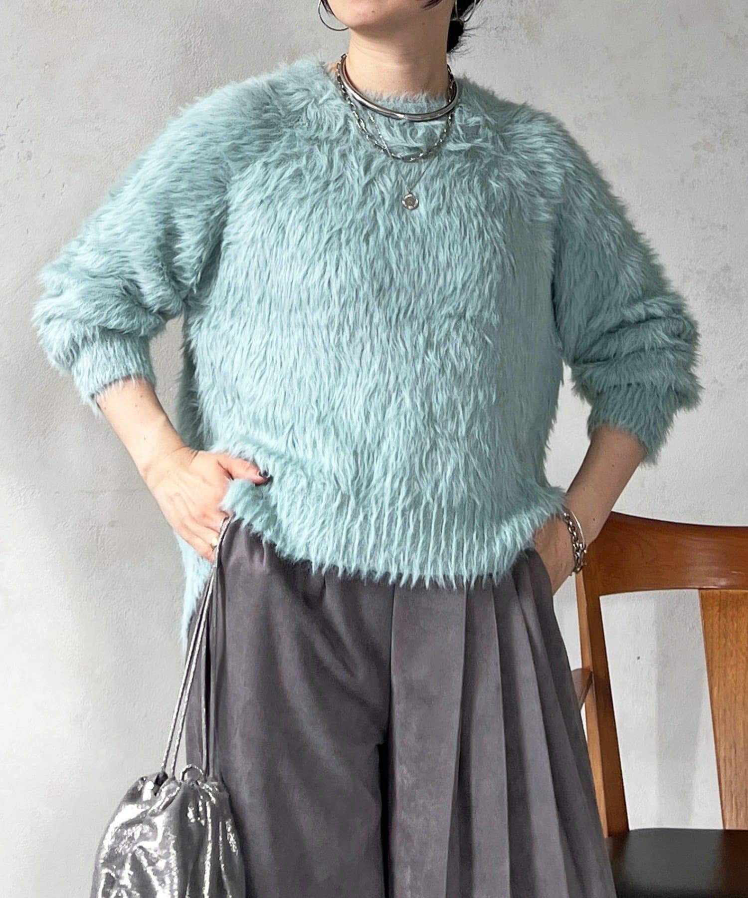 Croisiere(クロジエール) 裾カーブシャギープルオーバー