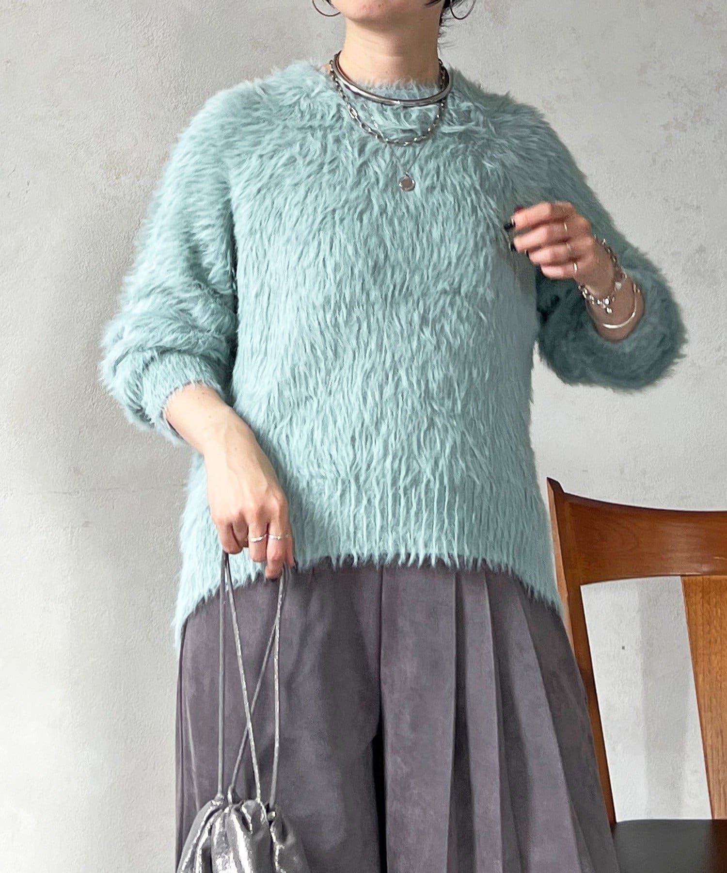 Croisiere(クロジエール) 裾カーブシャギープルオーバー