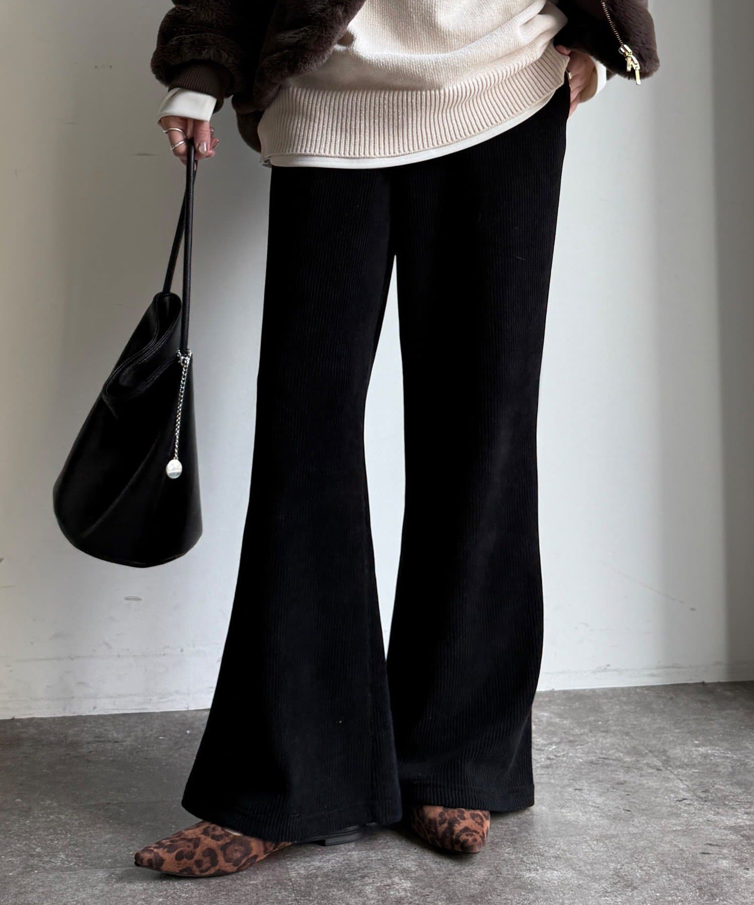 DOUDOU(ドゥドゥ) ニットコーデュロイセミフレアイージーパンツ