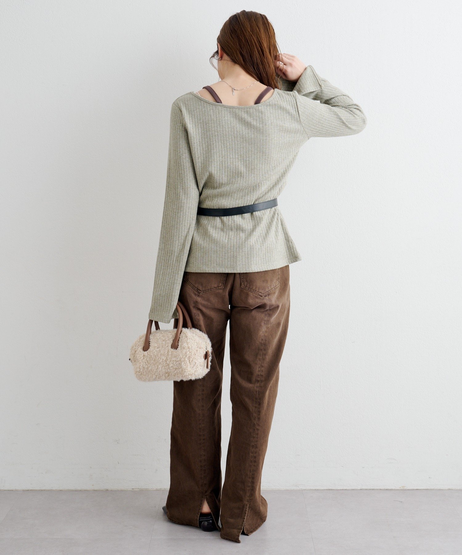 Kastane(カスタネ) B ラメリブスリットトップス