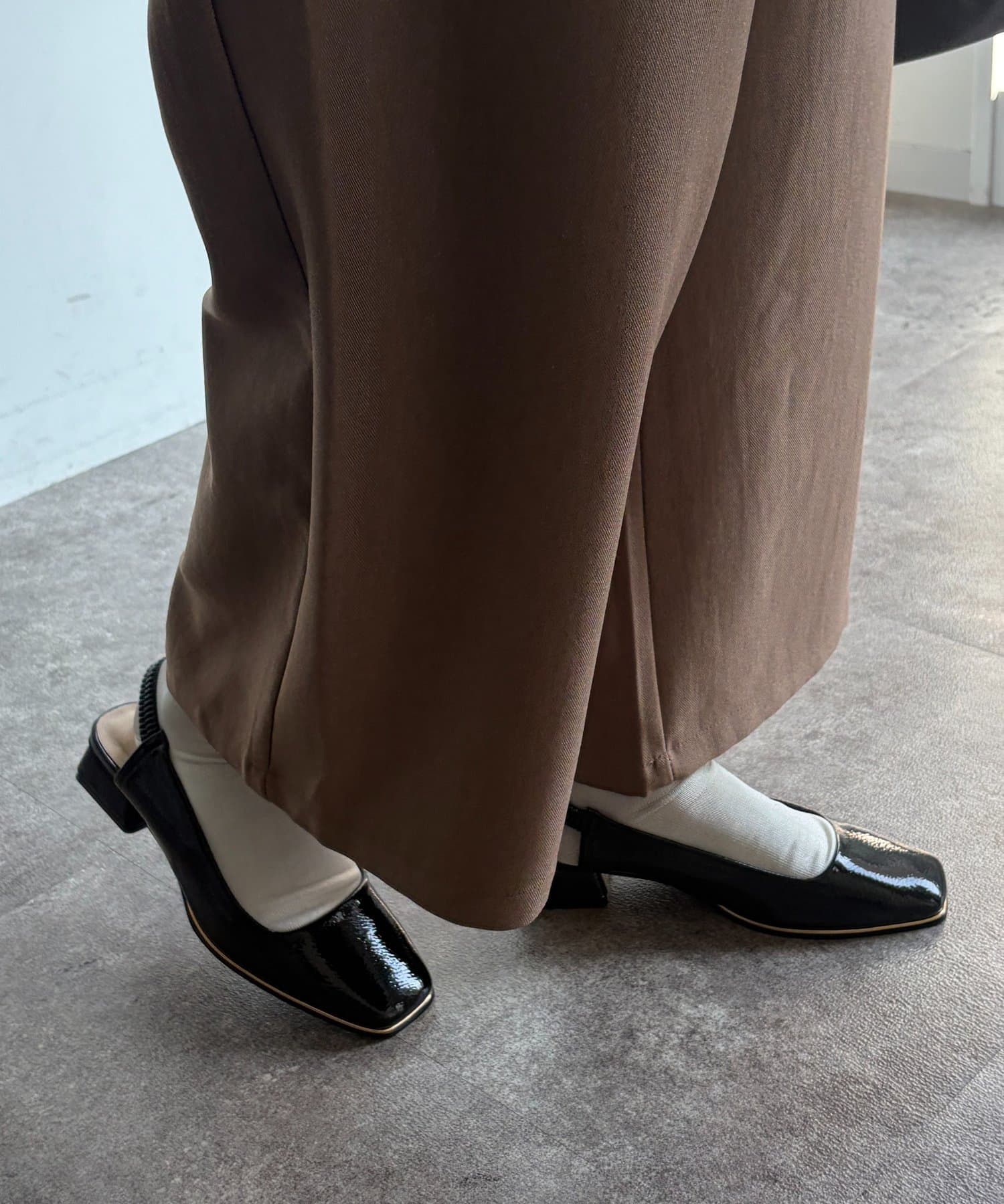 Chez toi(シェトワ) バックゴムパンプス