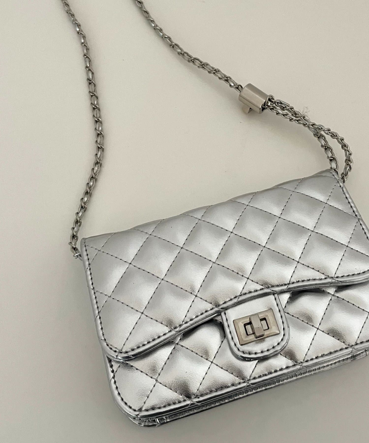 prose verse(プロズヴェール) ミニチェーンショルダーバッグ