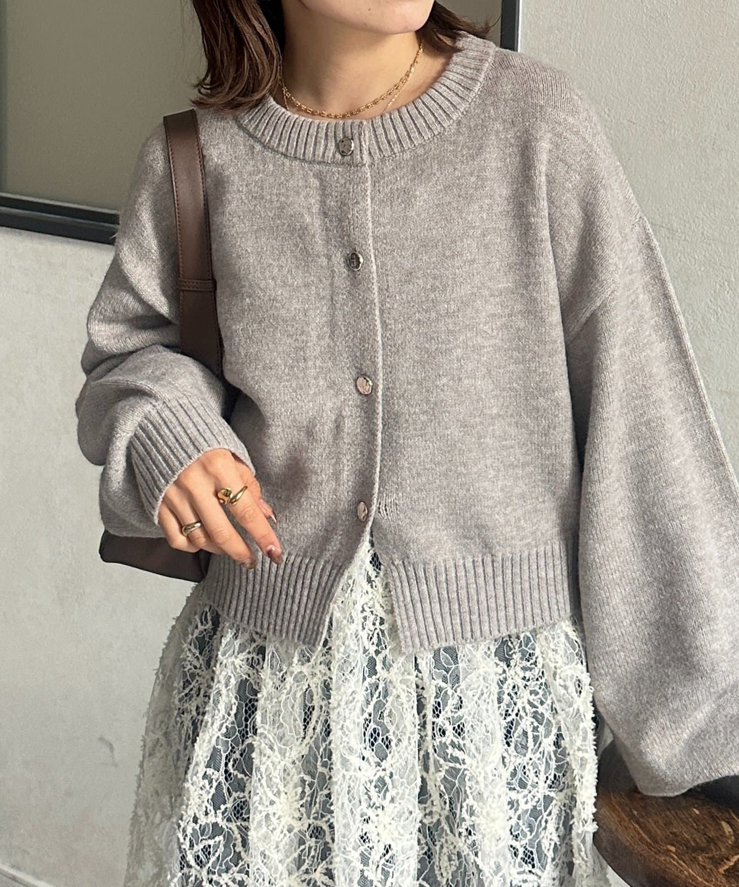 Thevon.(ゼヴォン) ニュアンスボタンショートカーディガン