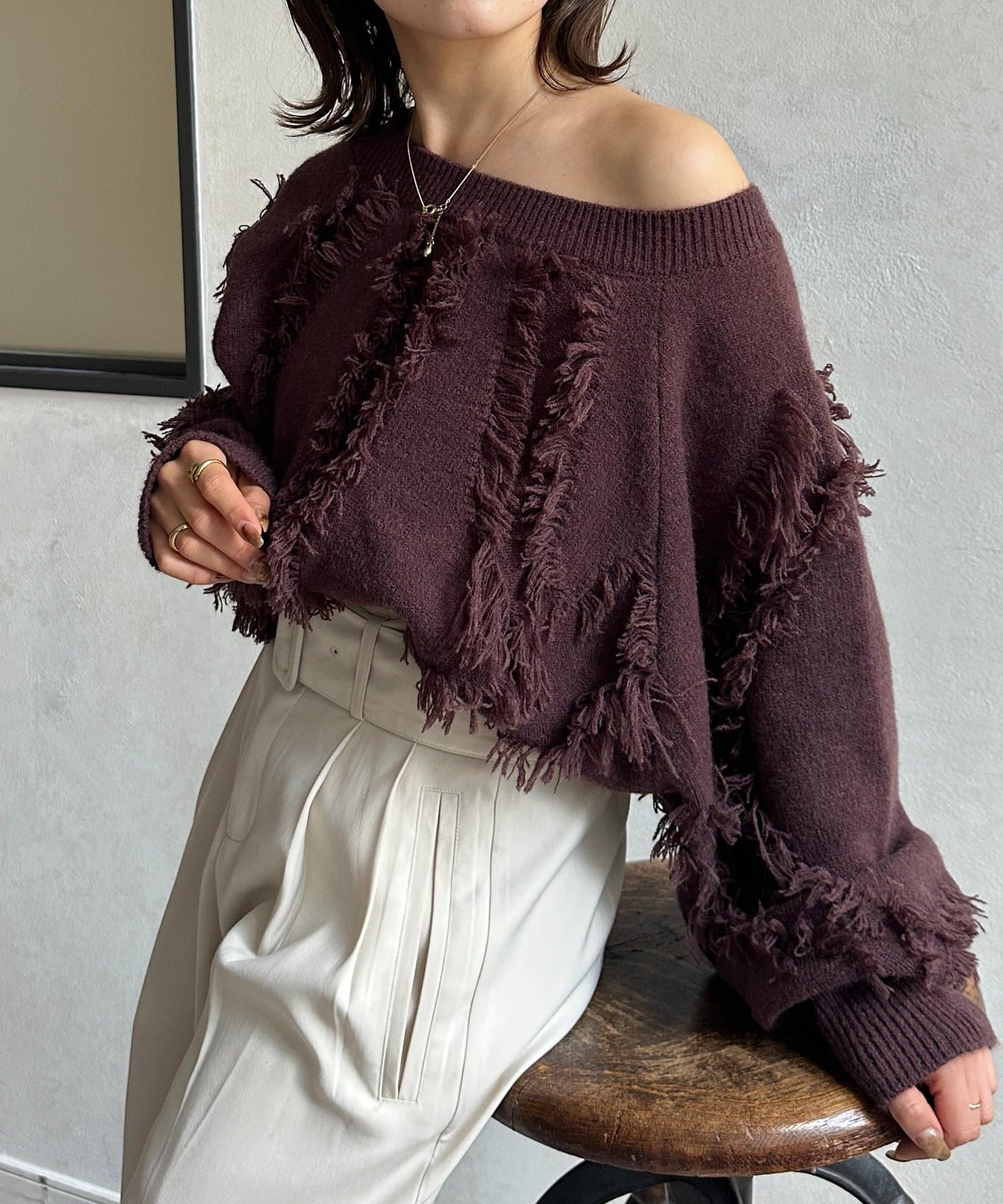 Thevon.(ゼヴォン) ウェーブフリンジショートニット