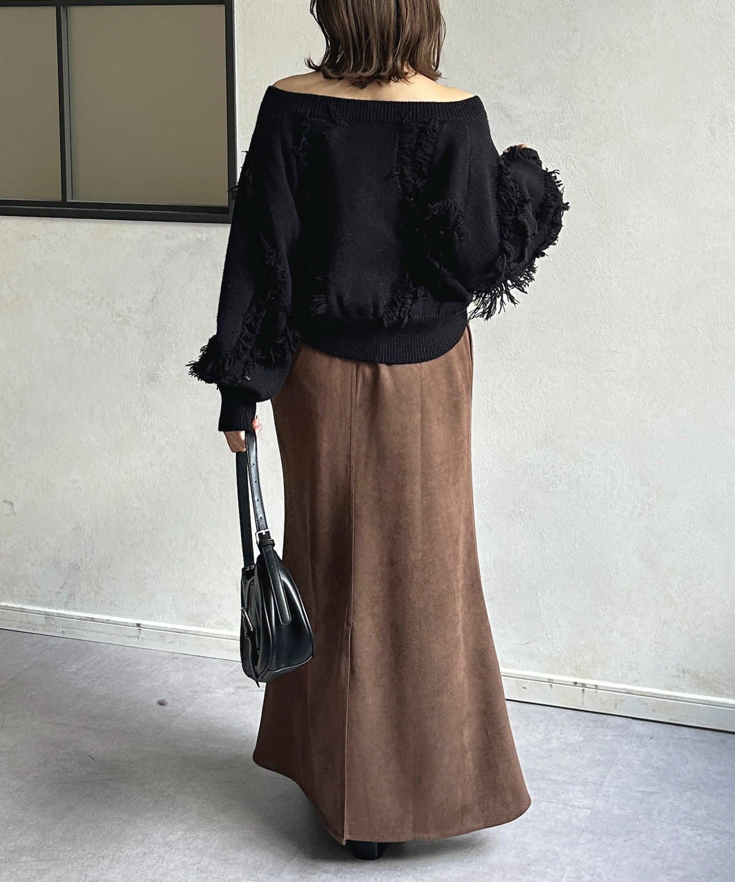 Thevon.(ゼヴォン) ウェーブフリンジショートニット