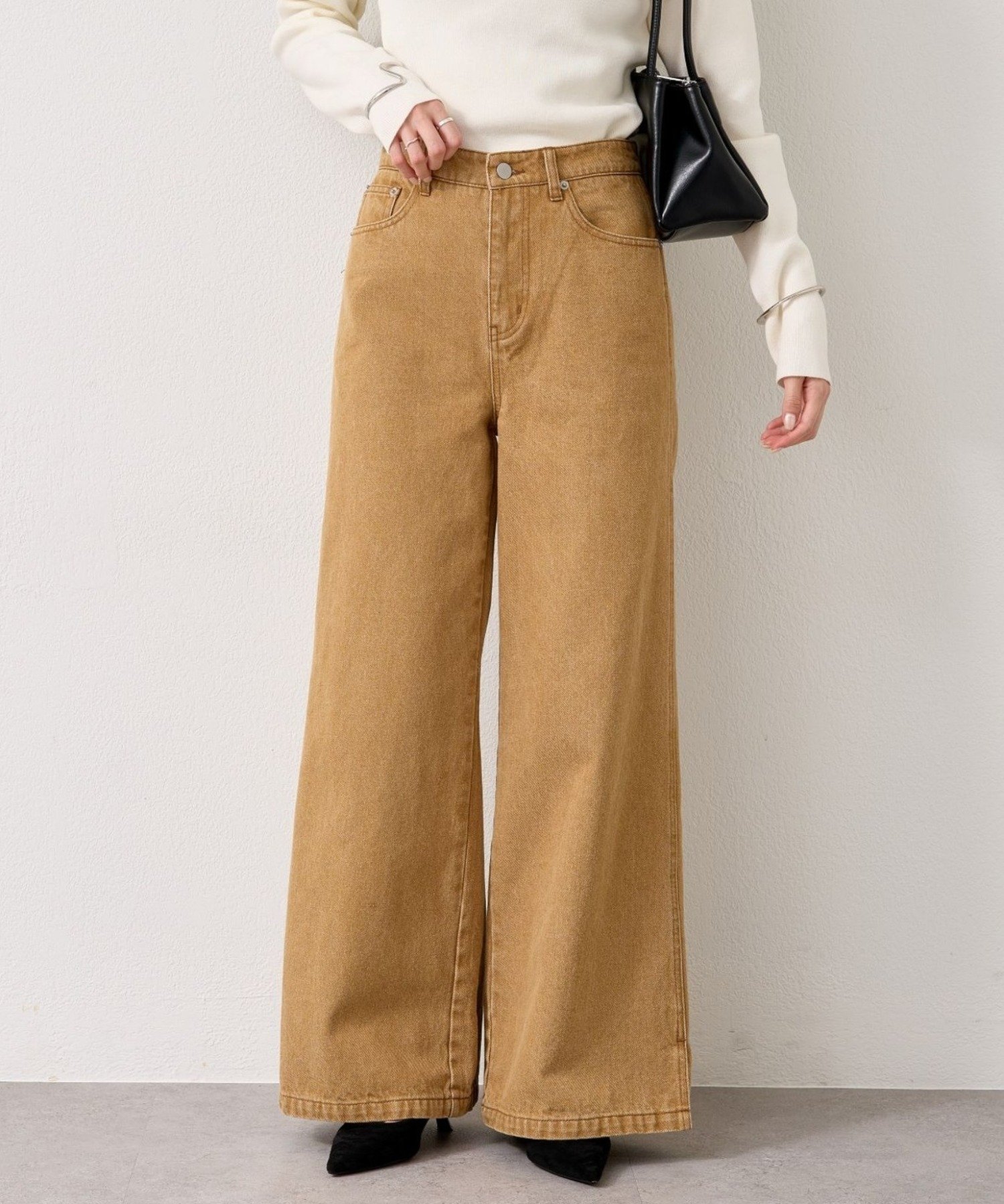 mystic(ミスティック) 裾スリットフレアデニム