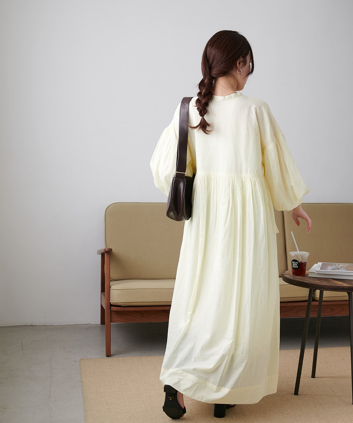 OUTLET(アウトレット) 【Discoat】【India】袖バルーン切替ギャザーワンピース