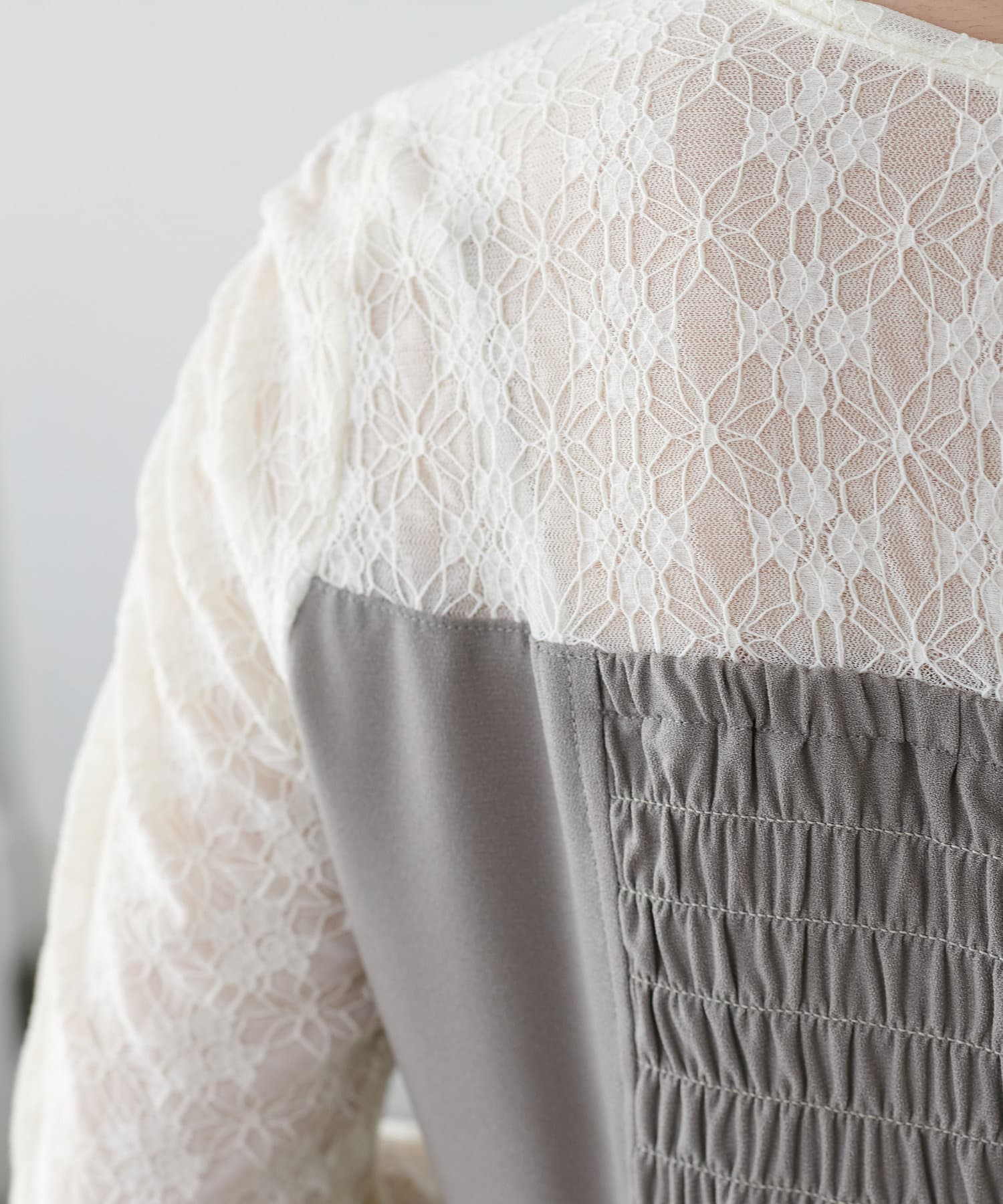 OUTLET(アウトレット) 【Discoat】【オケージョン】レース切替コクーンワンピース