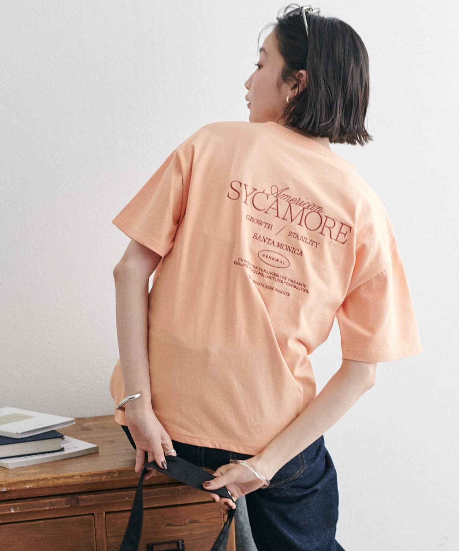 OUTLET(アウトレット) 【Discoat】カラー刺繍ロゴTシャツ