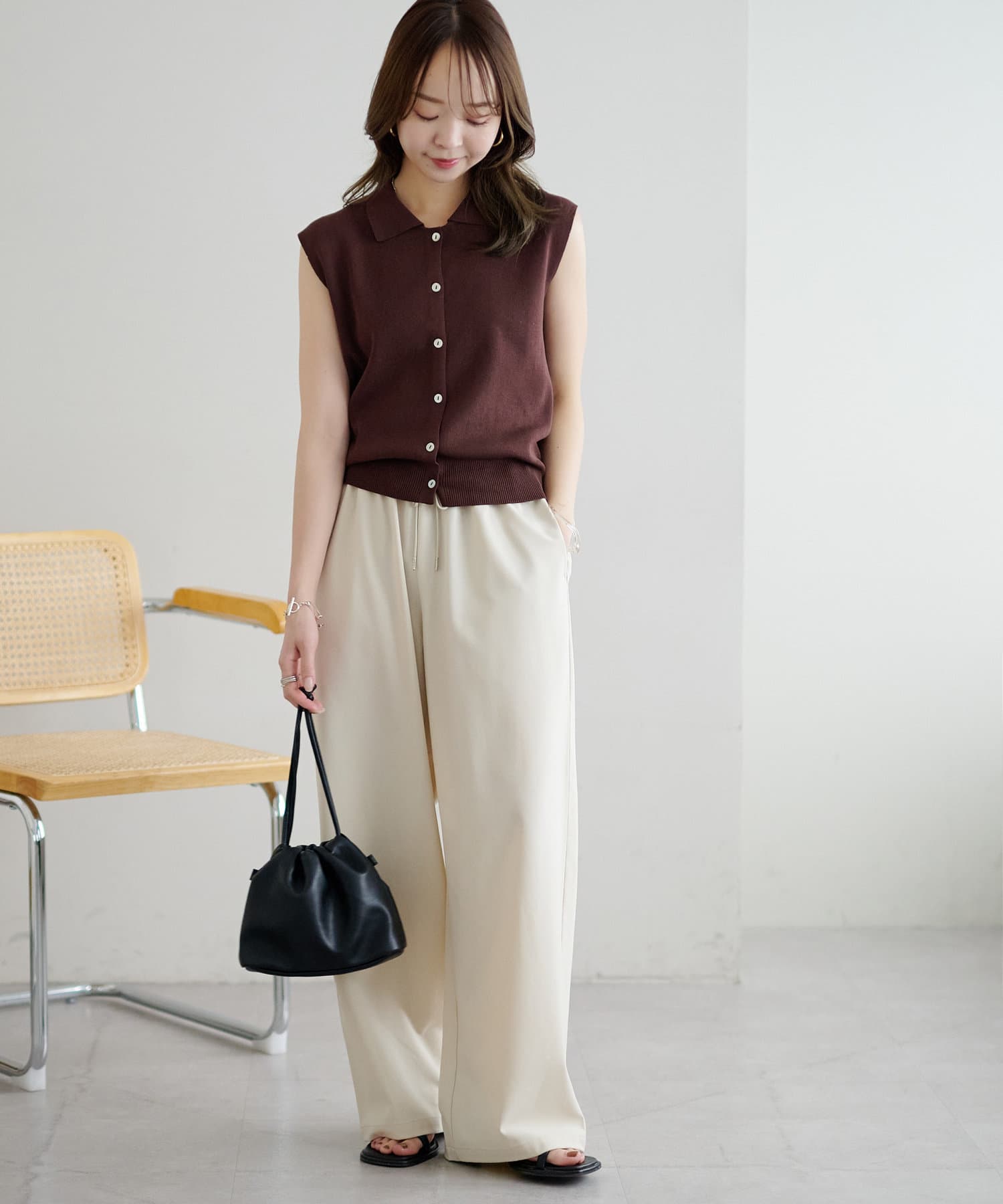 OUTLET(アウトレット) 【Discoat】サラモチ衿付き前開きノースリーブ