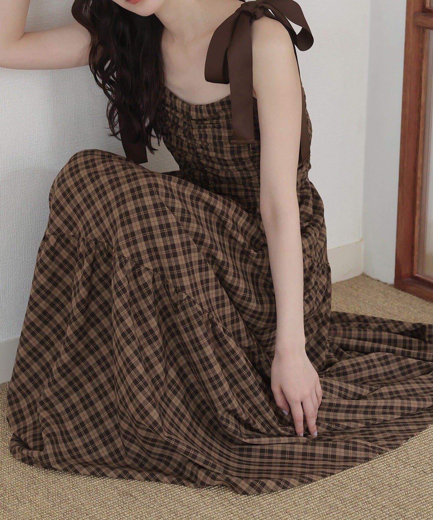 NICE CLAUP / OLIVE des OLIVE OUTLET(ナイスクラップ  / オリーブ デ オリーブ アウトレット) 【one after another】背中あきキャミワンピ