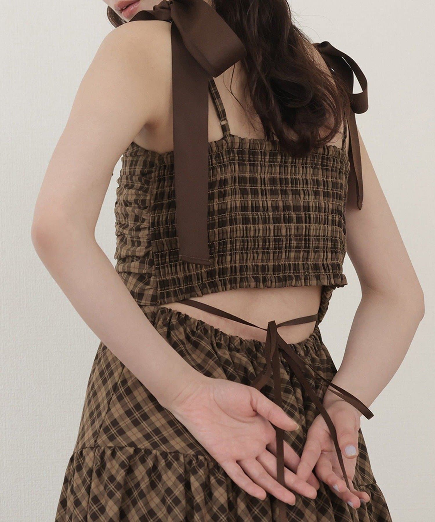 NICE CLAUP / OLIVE des OLIVE OUTLET(ナイスクラップ  / オリーブ デ オリーブ アウトレット) 【one after another】背中あきキャミワンピ