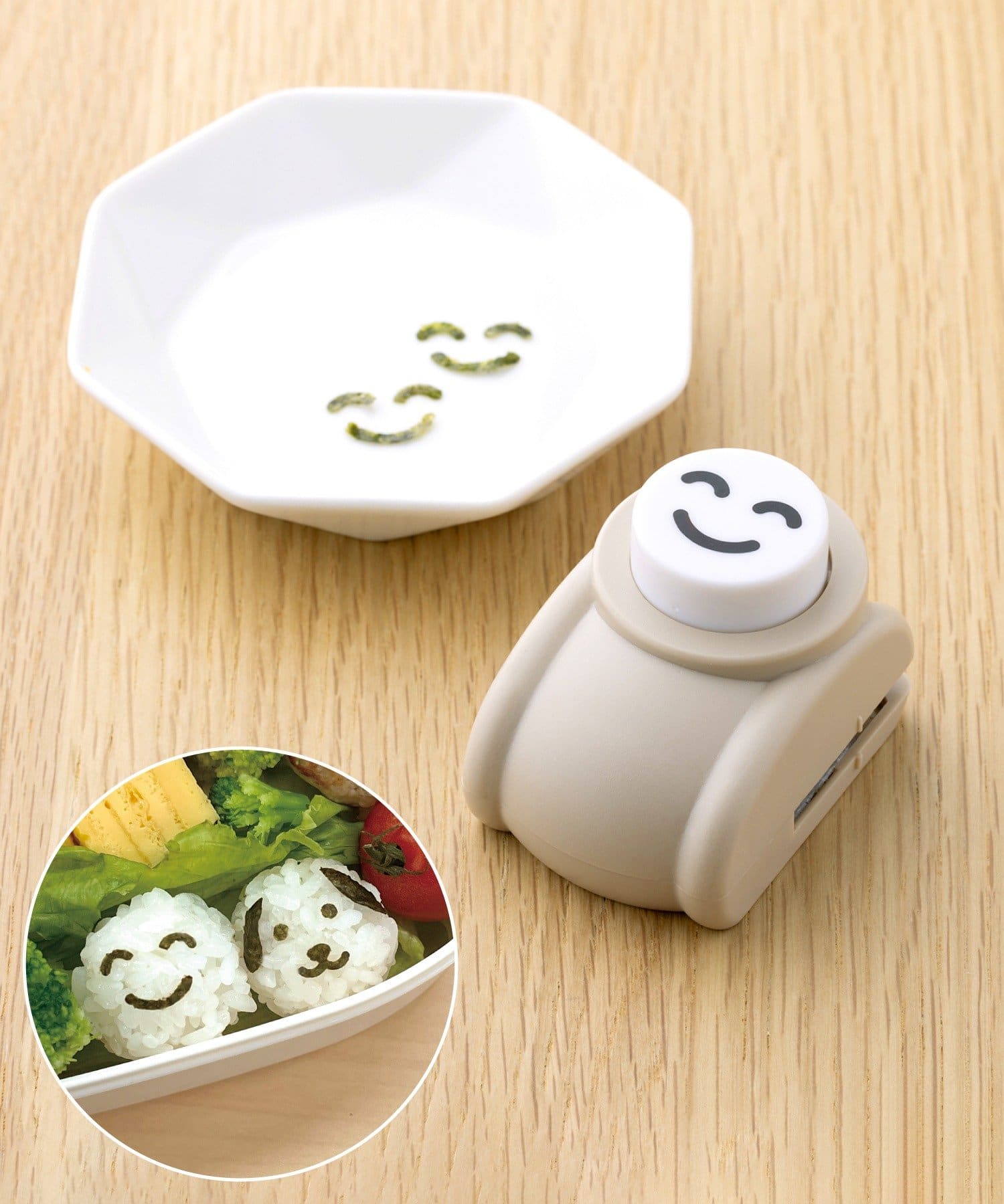 3COINS(スリーコインズ) 海苔カッター：Lサイズ／KITINTO