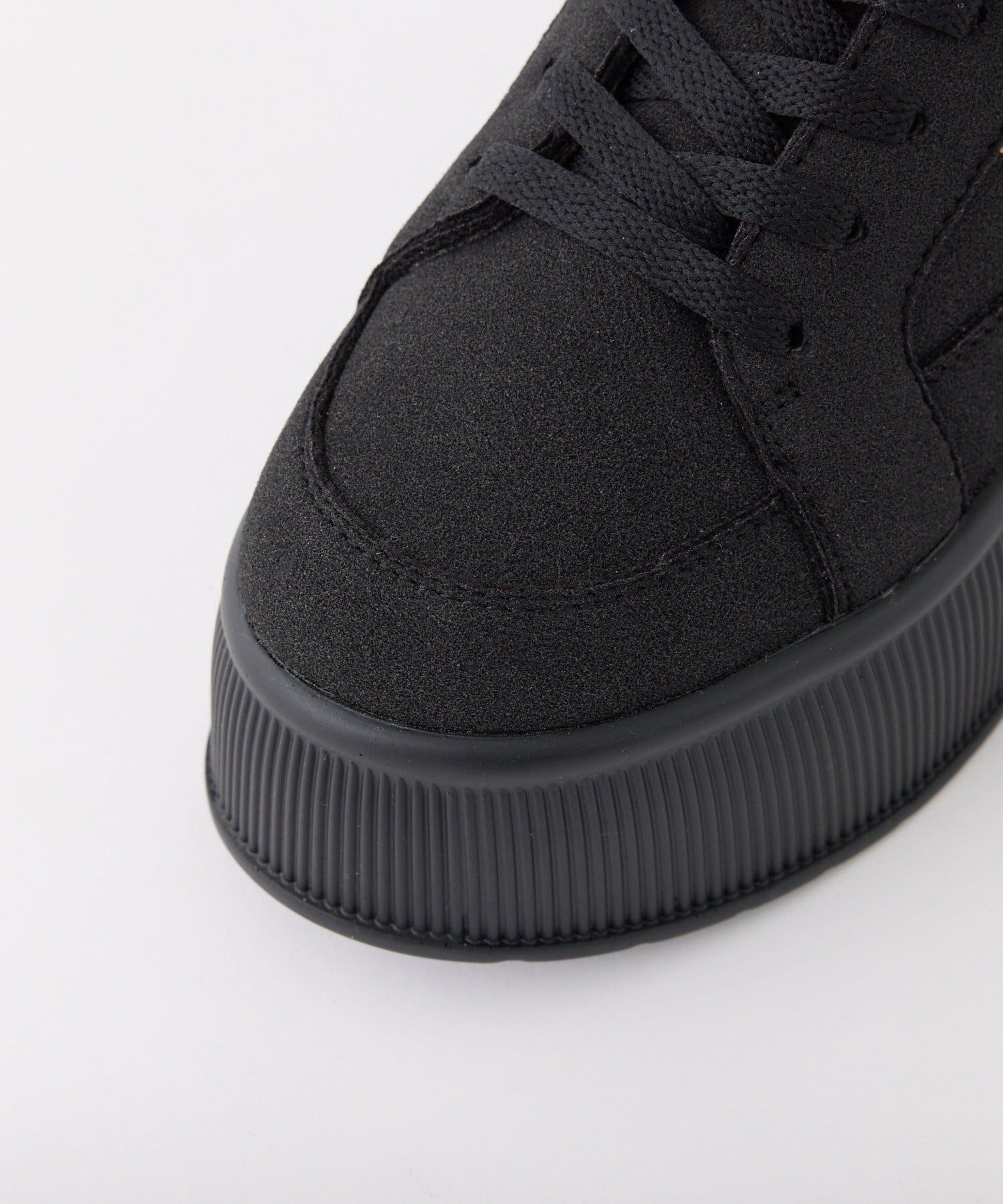 one after another NICE CLAUP(ワンアフターアナザー ナイスクラップ) カバー付きカスタムスニーカー