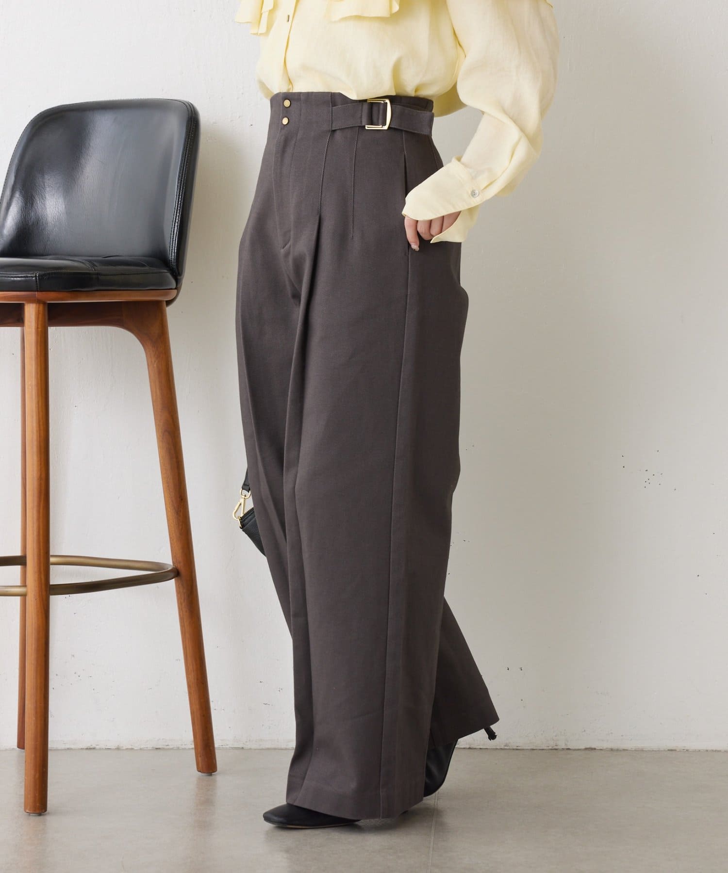 Jena　espace merveilleux(ジェナ　エスパスメルヴェイユ) サイドベルトメンパンツ