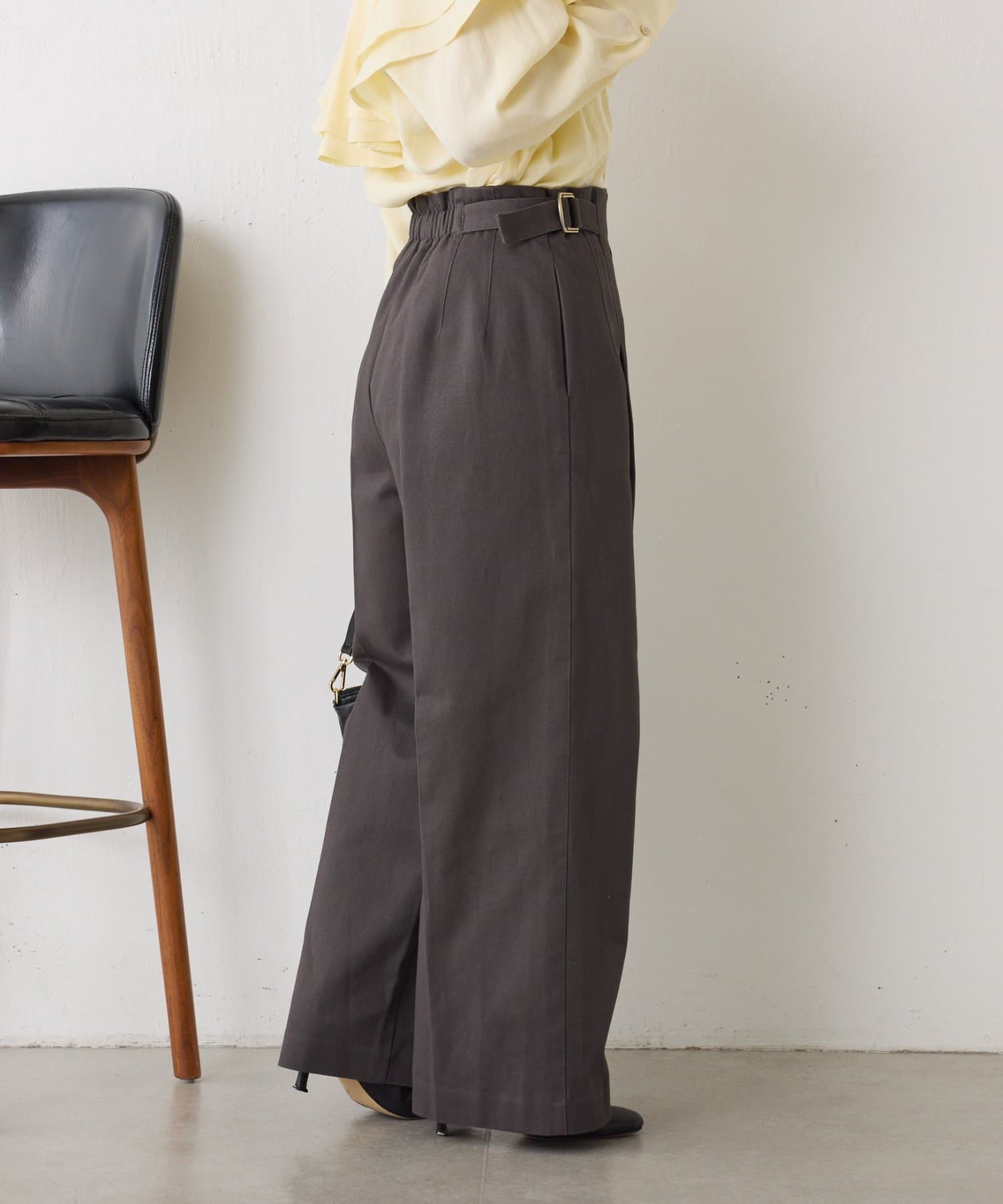 Jena　espace merveilleux(ジェナ　エスパスメルヴェイユ) サイドベルトメンパンツ