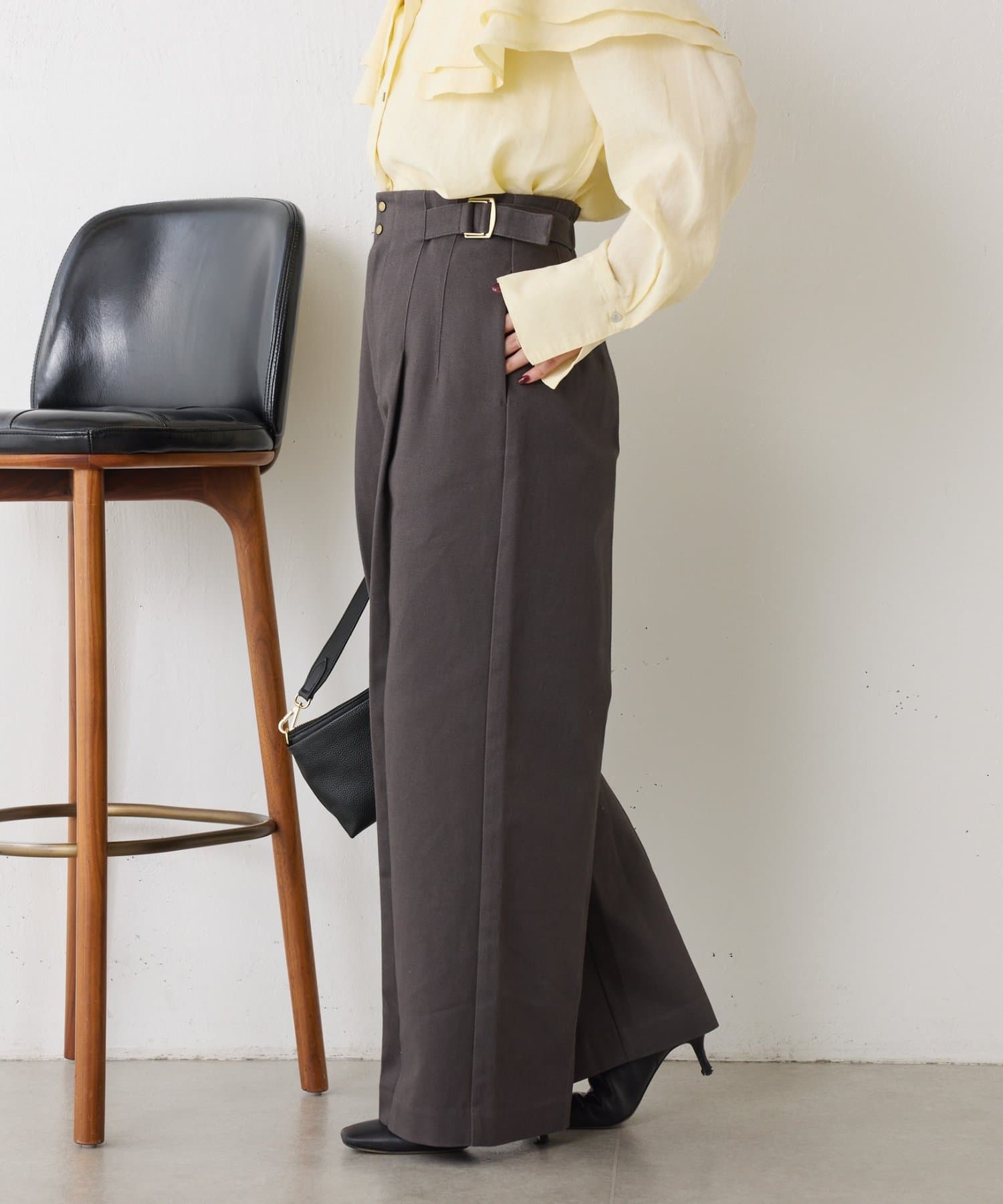 Jena　espace merveilleux(ジェナ　エスパスメルヴェイユ) サイドベルトメンパンツ