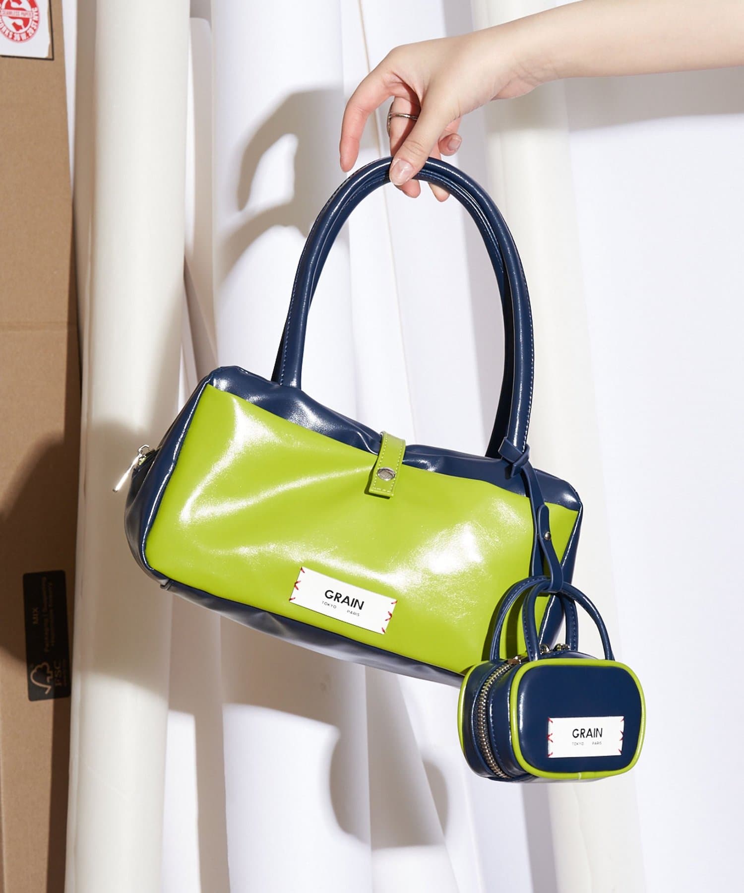 CIAOPANIC(チャオパニック) 【GRAIN/グレイン】バッグチャーム付きバイカラーバッグ