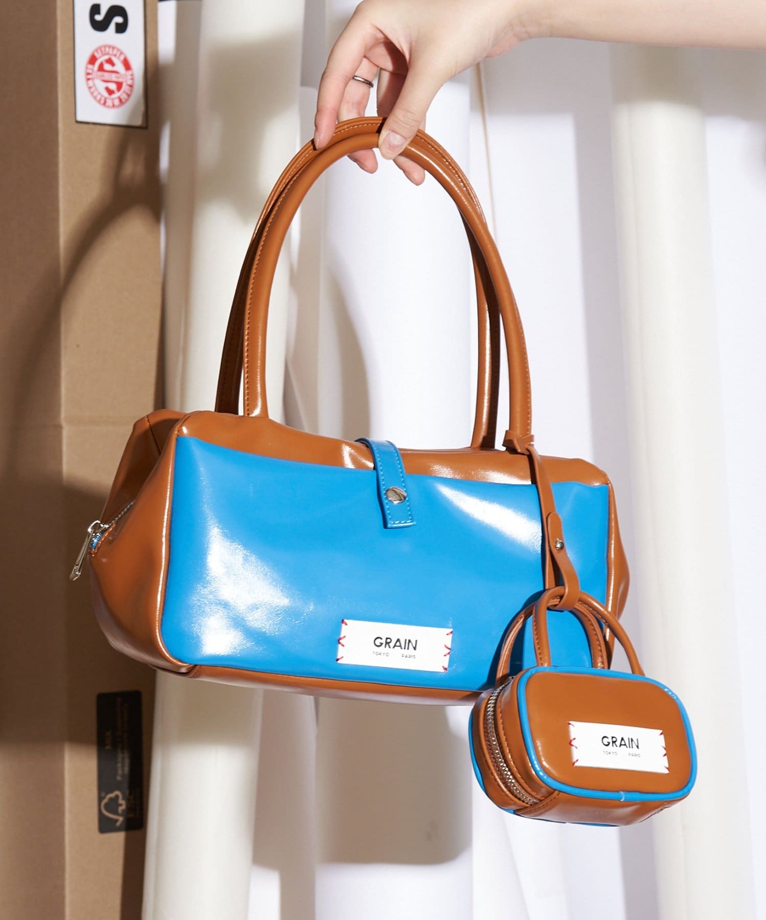 CIAOPANIC(チャオパニック) 【GRAIN/グレイン】バッグチャーム付きバイカラーバッグ