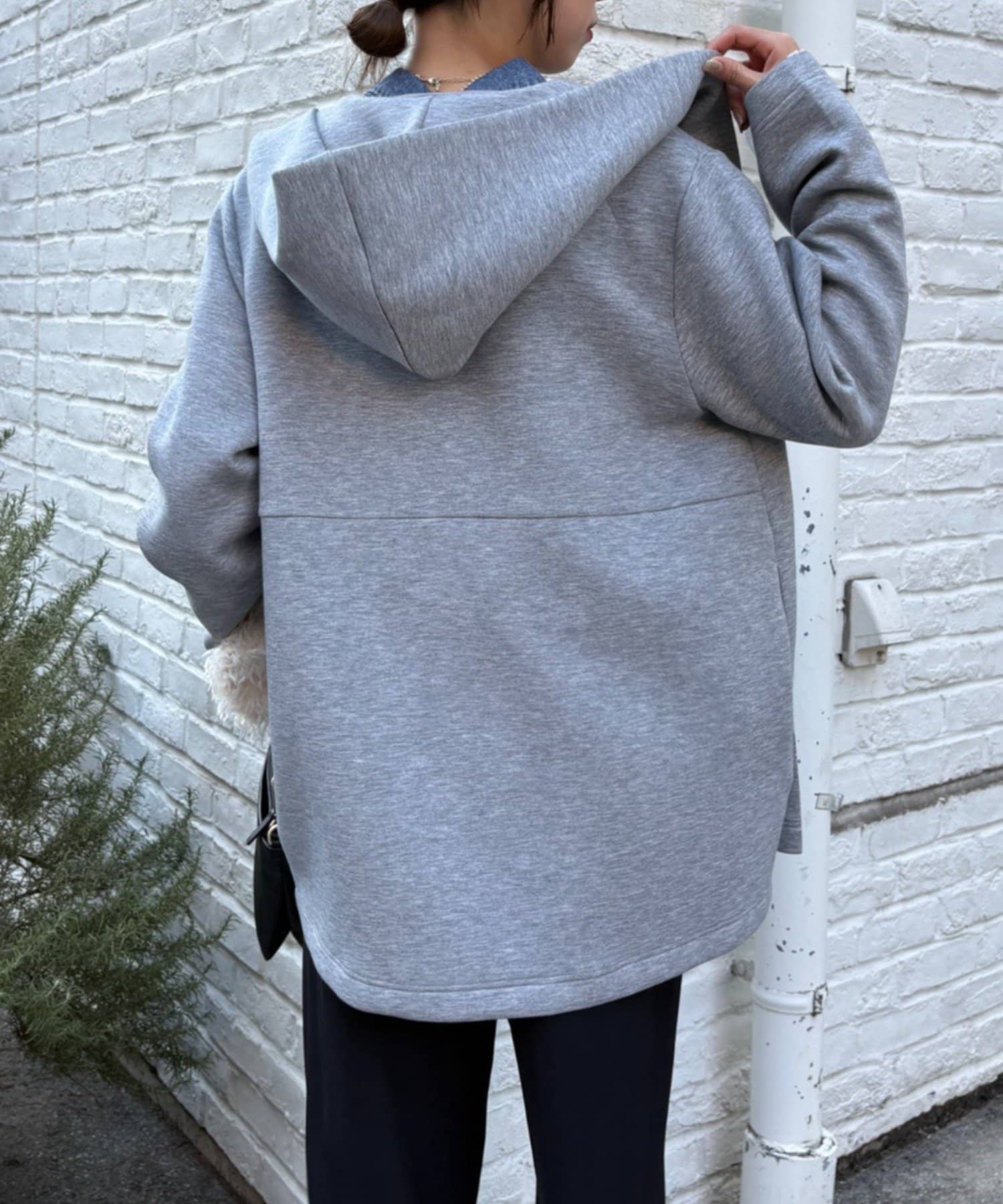 Jena　espace merveilleux(ジェナ　エスパスメルヴェイユ) ダンボールフードジャケット