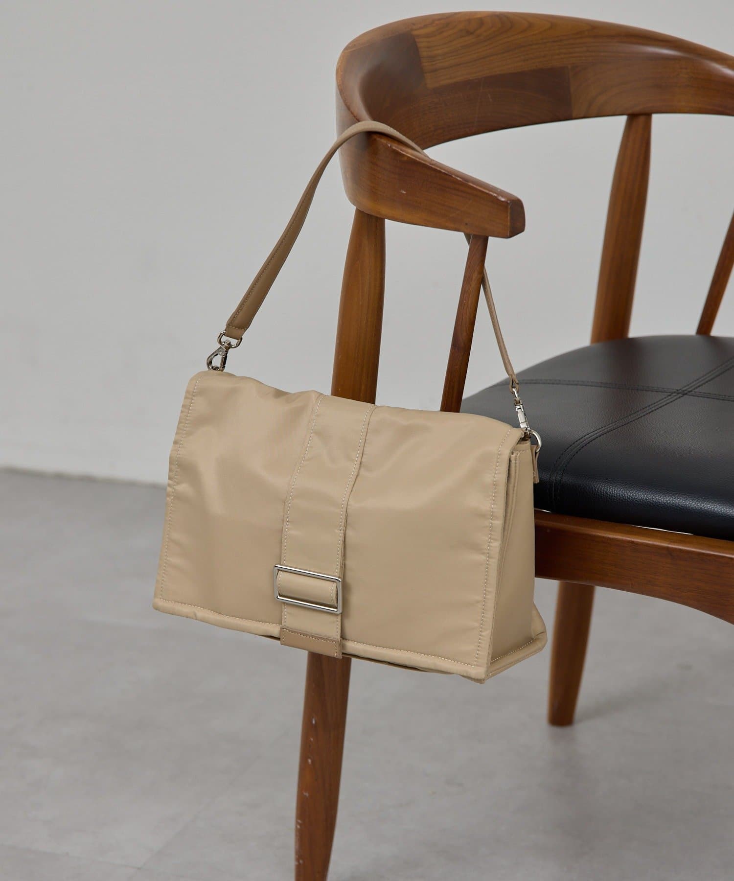 GALLARDAGALANTE(ガリャルダガランテ) 【2.718】ナイロンフラップショルダー