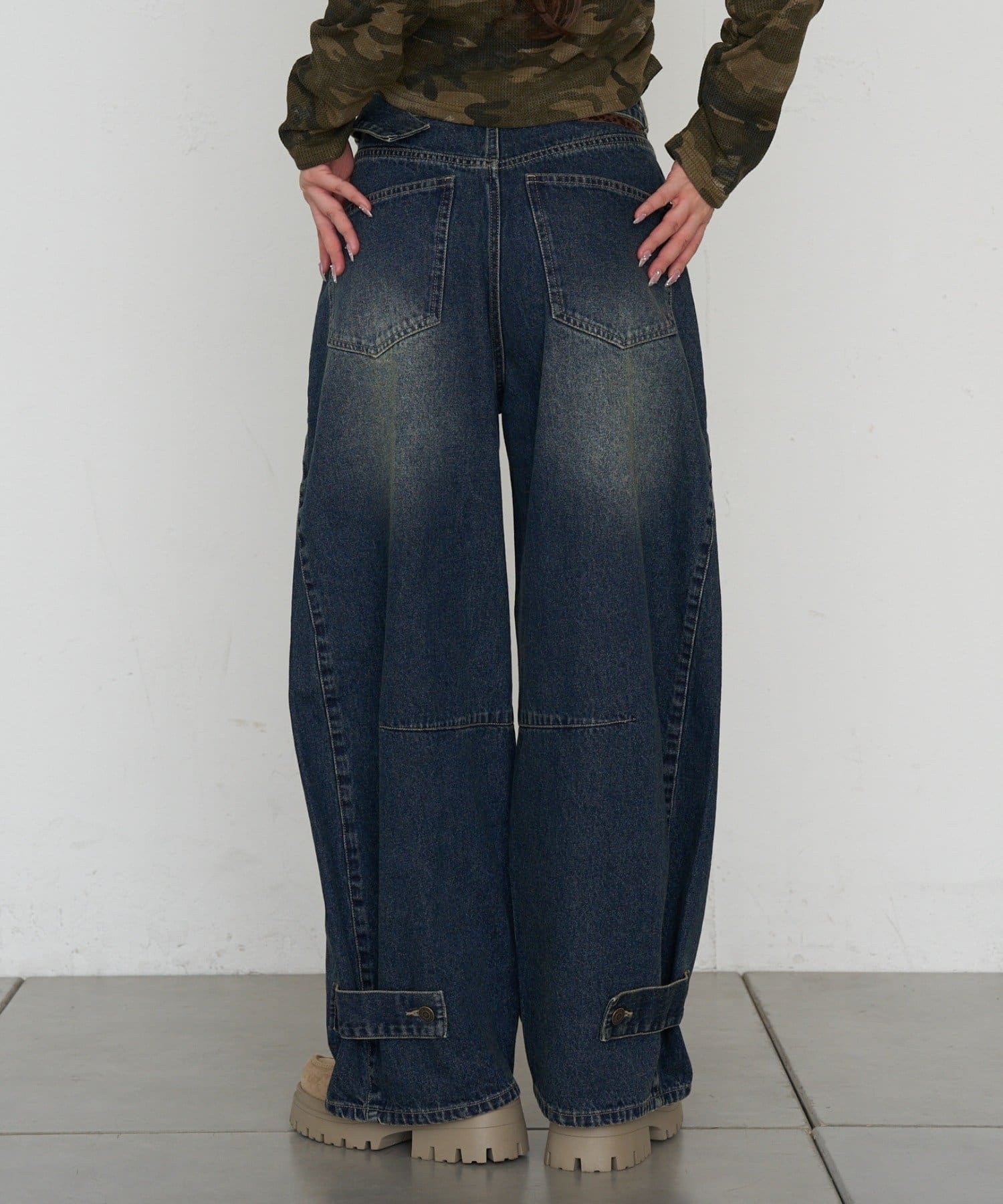 RAY CASSIN(レイカズン) バレルレッグデニムパンツ