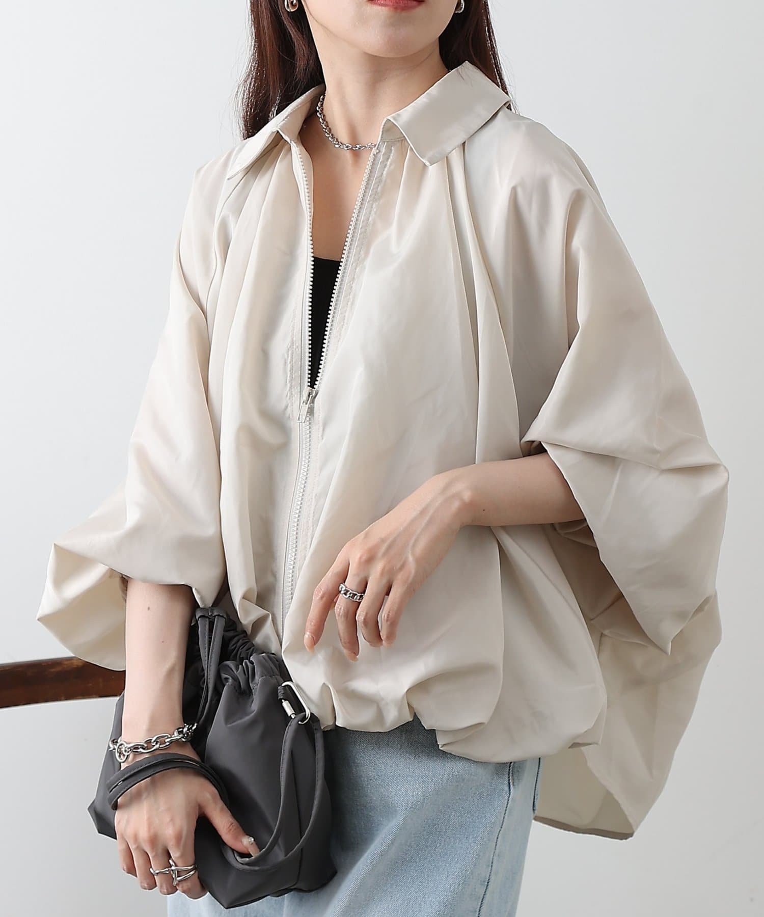 COLONY 2139(コロニー トゥーワンスリーナイン) 【WEB限定】裾バルーンナイロンブルゾン