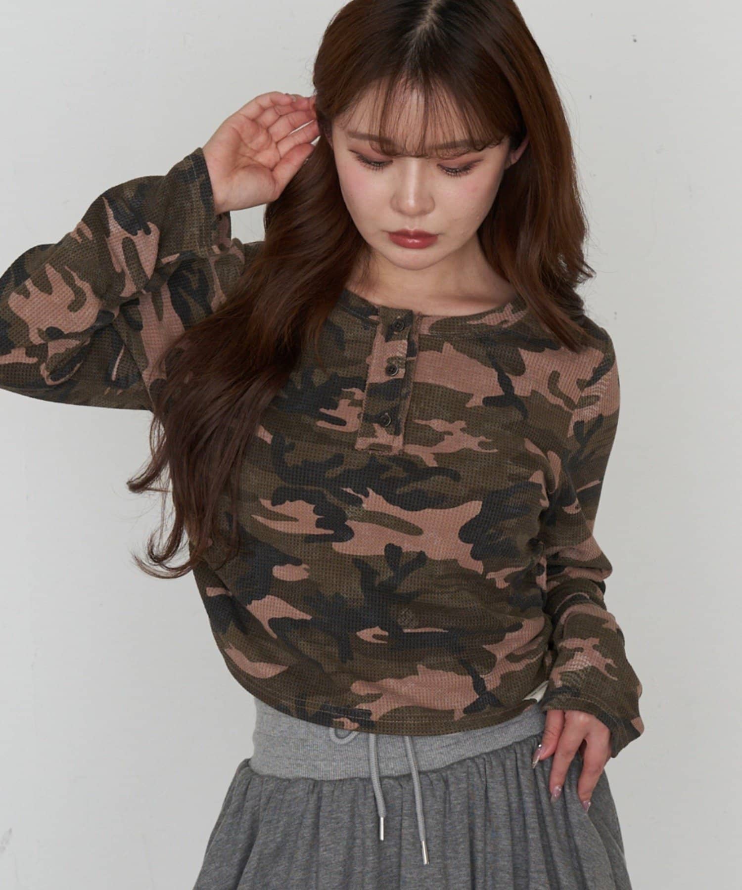 RAY CASSIN(レイカズン) 迷彩ワッフルヘンリーTシャツ