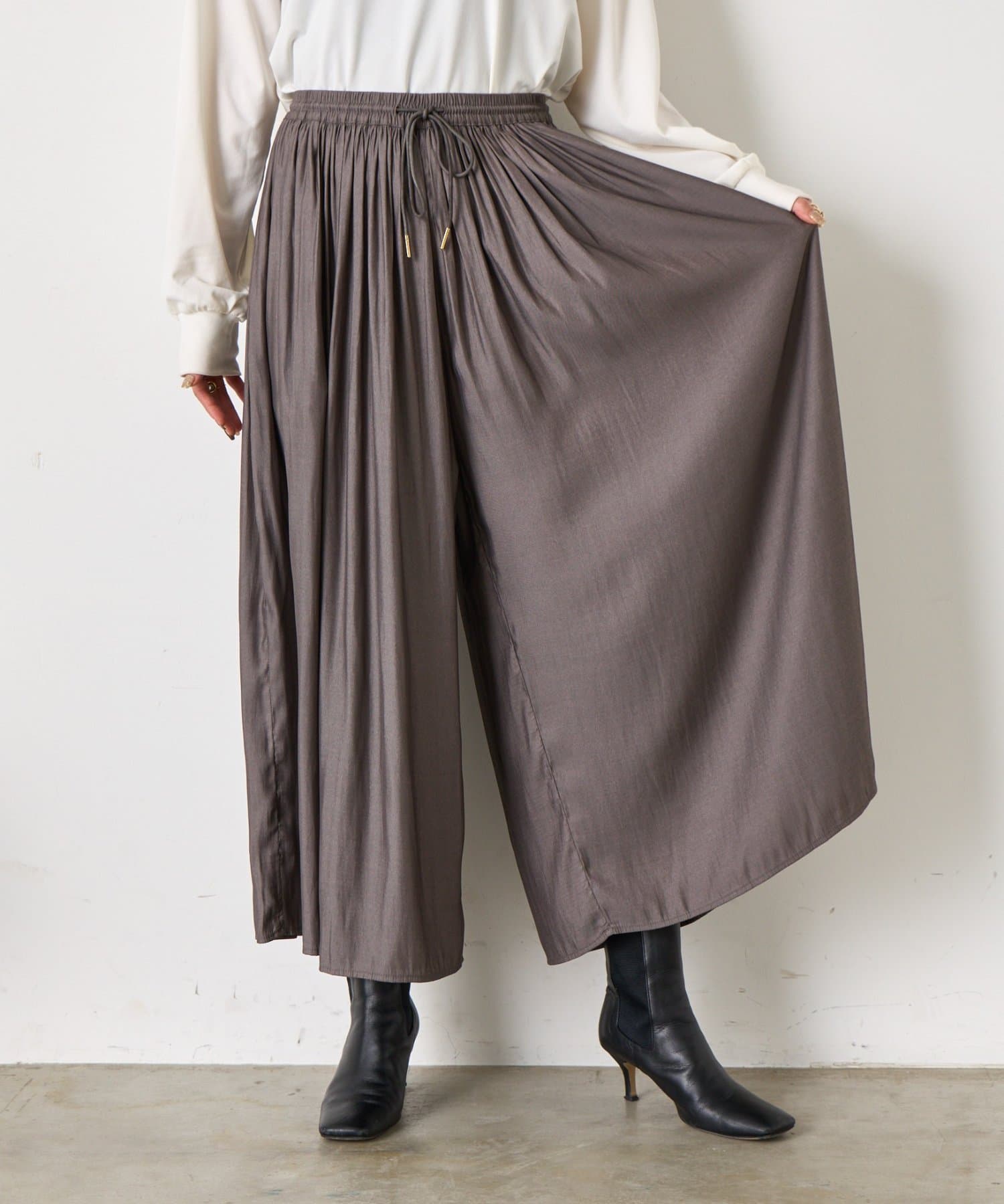 Jena　espace merveilleux(ジェナ　エスパスメルヴェイユ) ウエストギャザースカーチョ