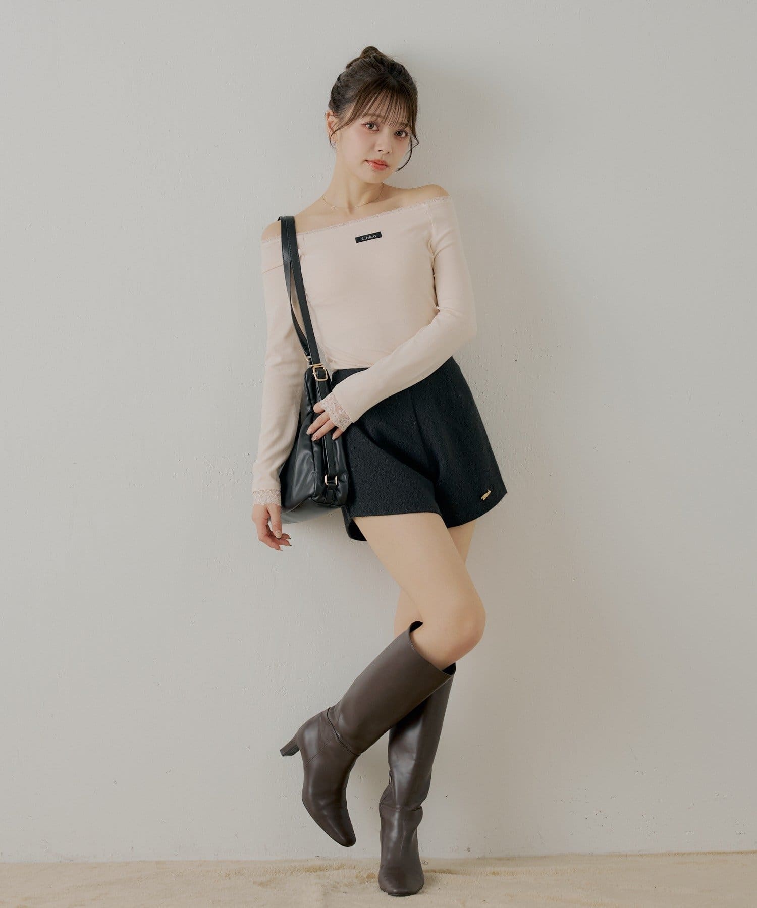 Chico(チコ) カップ付きレースコンパクトトップス