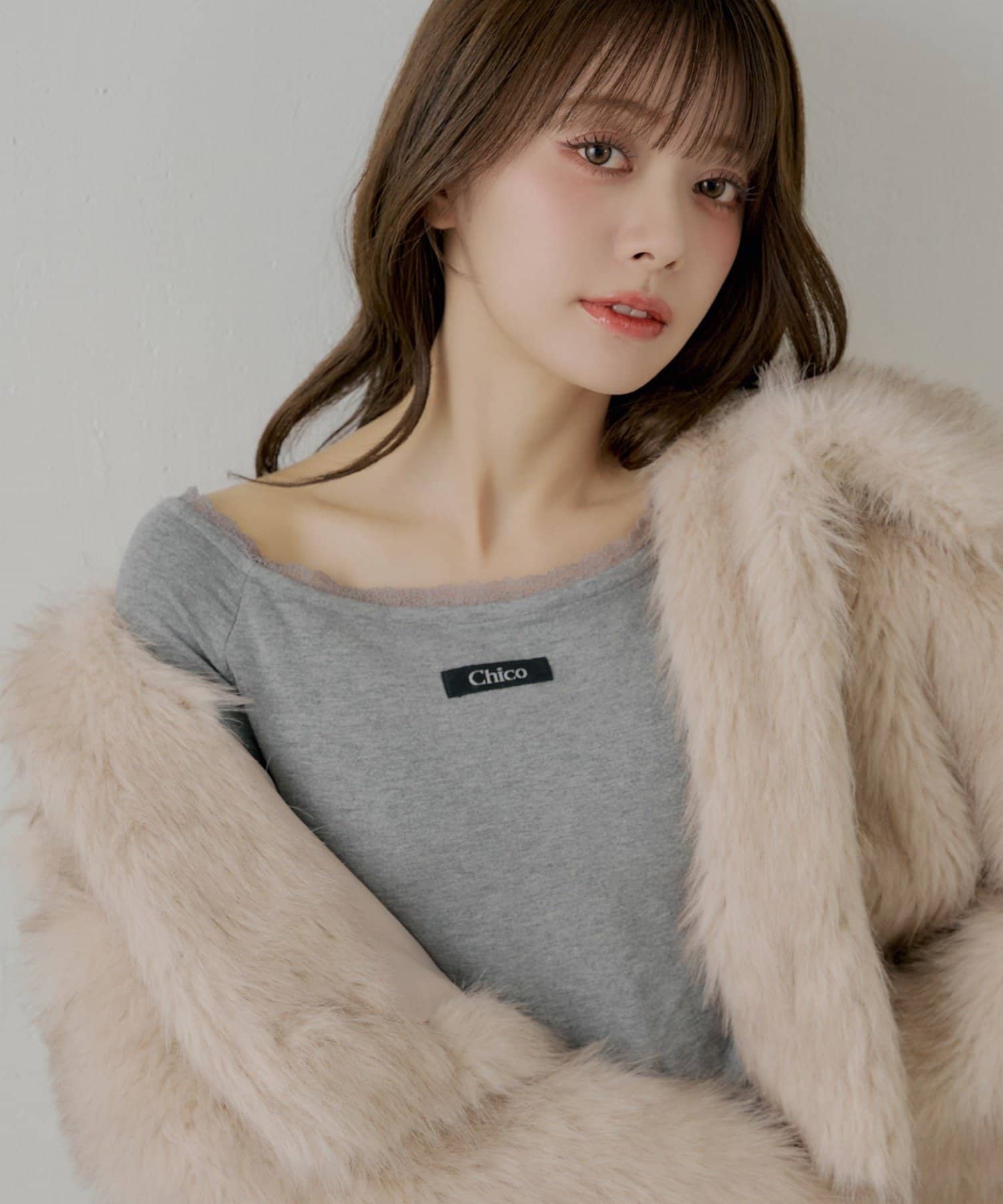 Chico(チコ) カップ付きレースコンパクトトップス