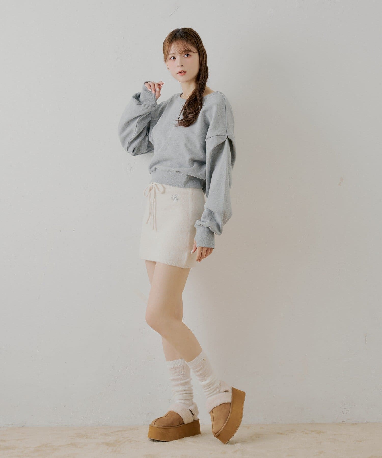 Chico(チコ) 【SALON by Chico】バックレースアップクルースウェット